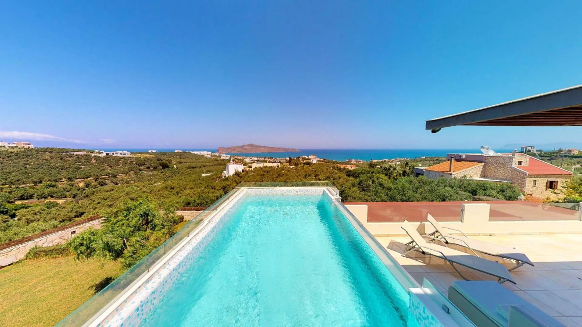 Swimming pool in Lofos Village Chania