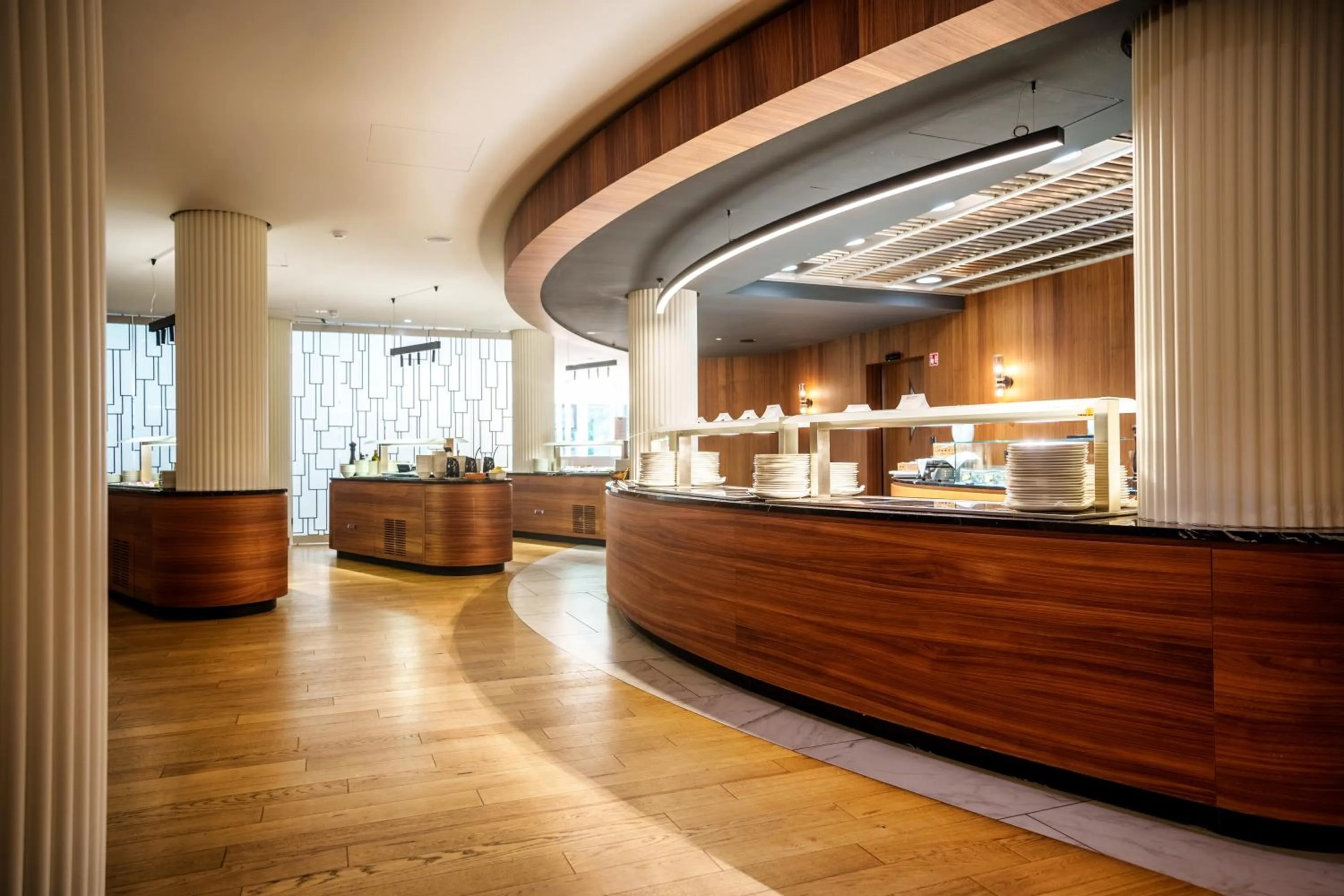 Restaurant/places to eat in HABAKUK Wellness & Event Hotel