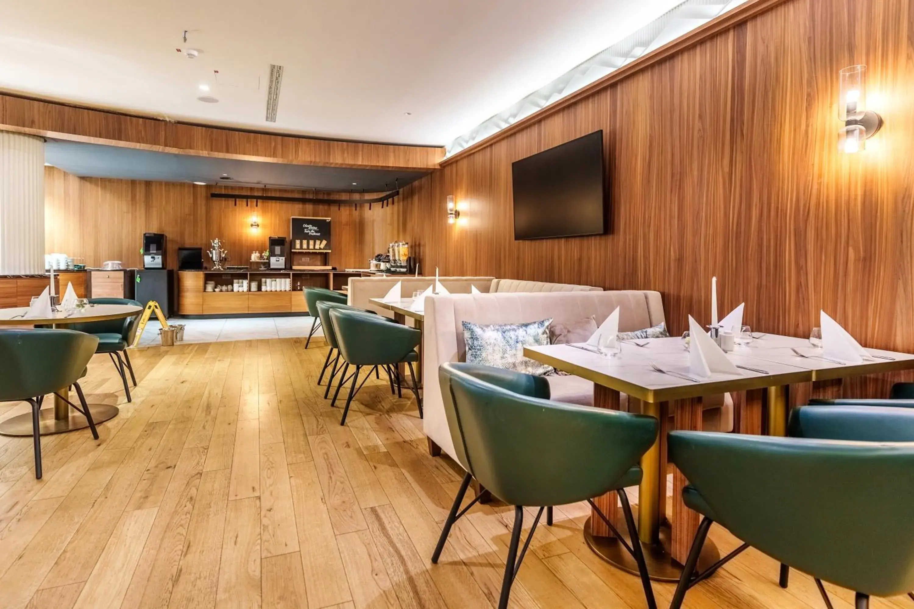 Restaurant/places to eat in HABAKUK Wellness & Event Hotel Restaurant/places to eat in HABAKUK Wellness & Event Hotel