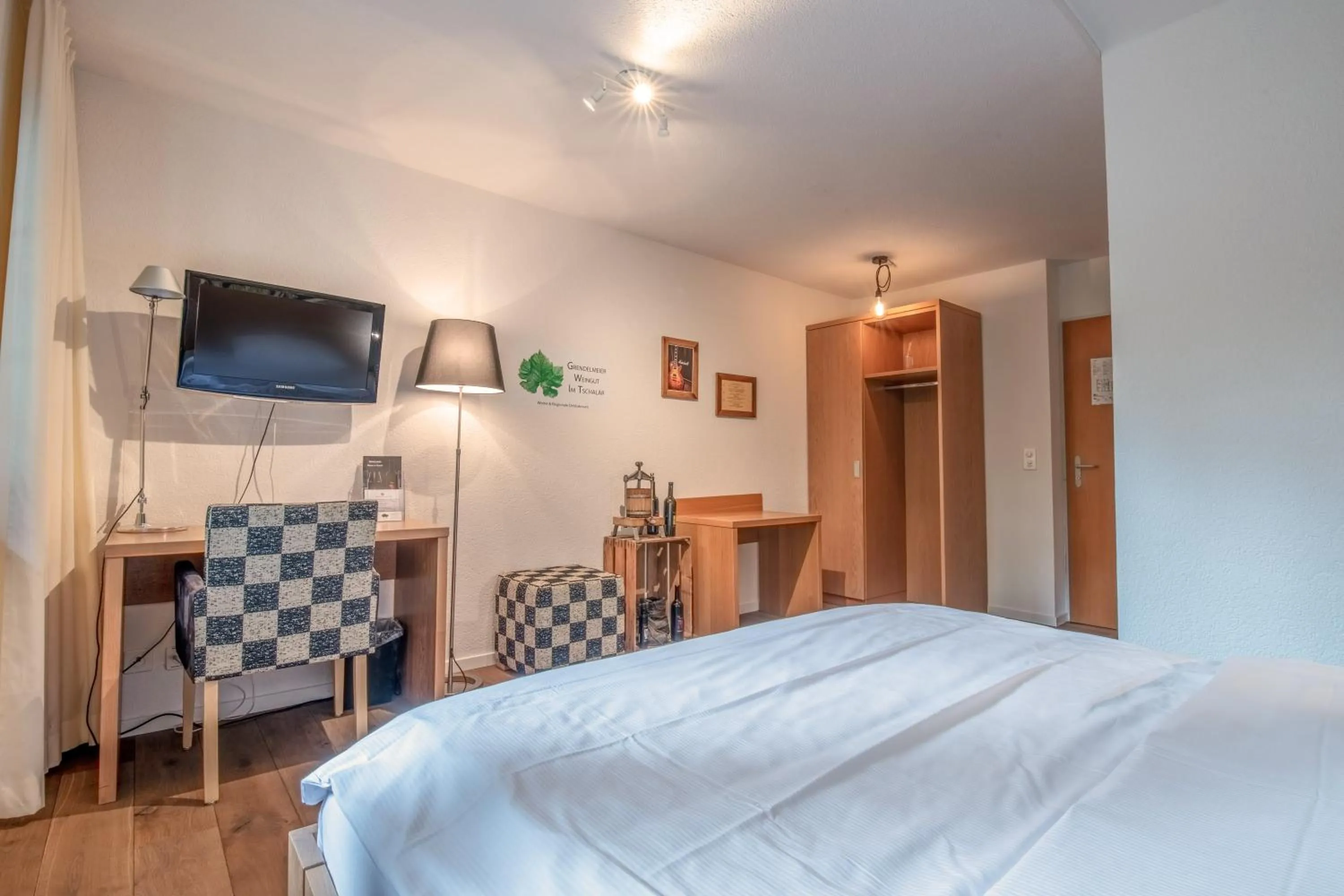 Bed in Hirschen Erlinsbach Swiss Quality