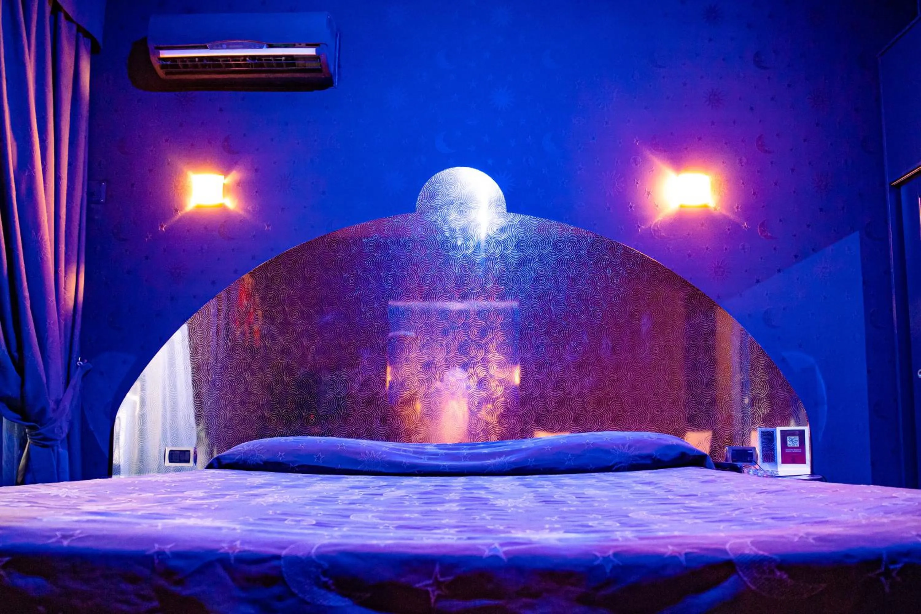 Bed in Marcantonio Hotel