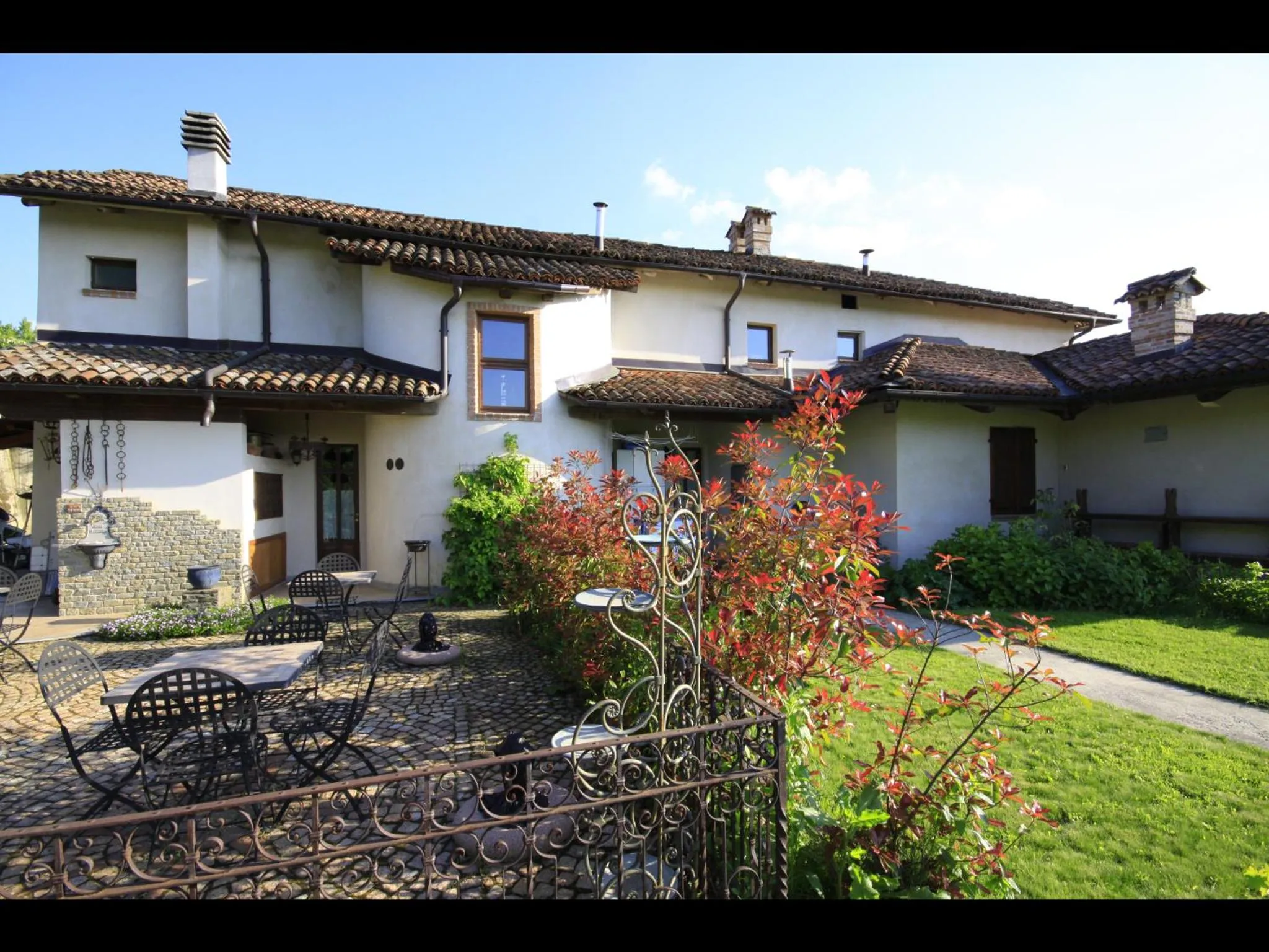 Facade/entrance in I Grilli