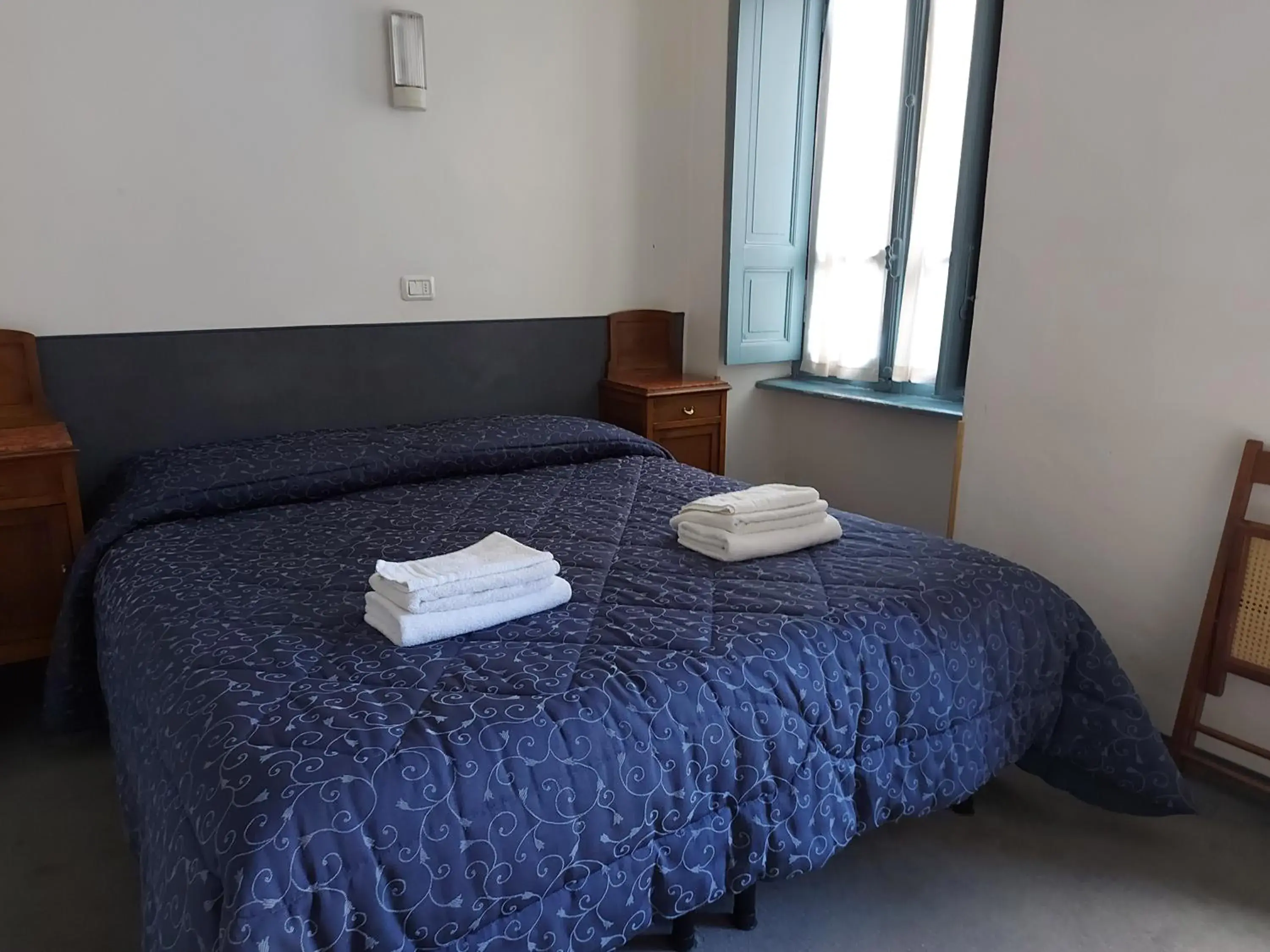 Double Room - Disability Access in Hotel Sommeiller Double Room - Disability Access in Hotel Sommeiller