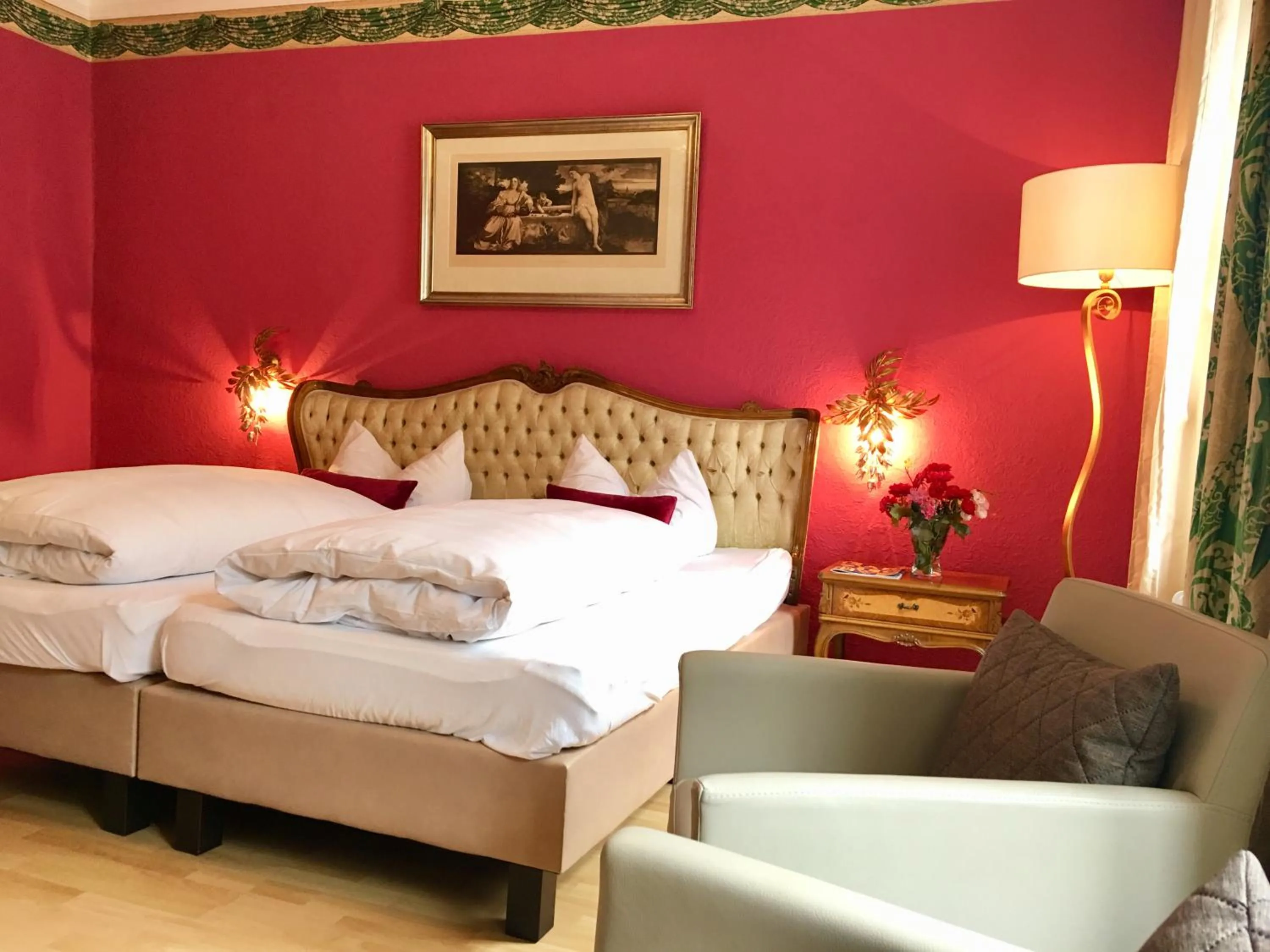 Photo of the whole room, Bed in HEINRICHs winery bed & breakfast
