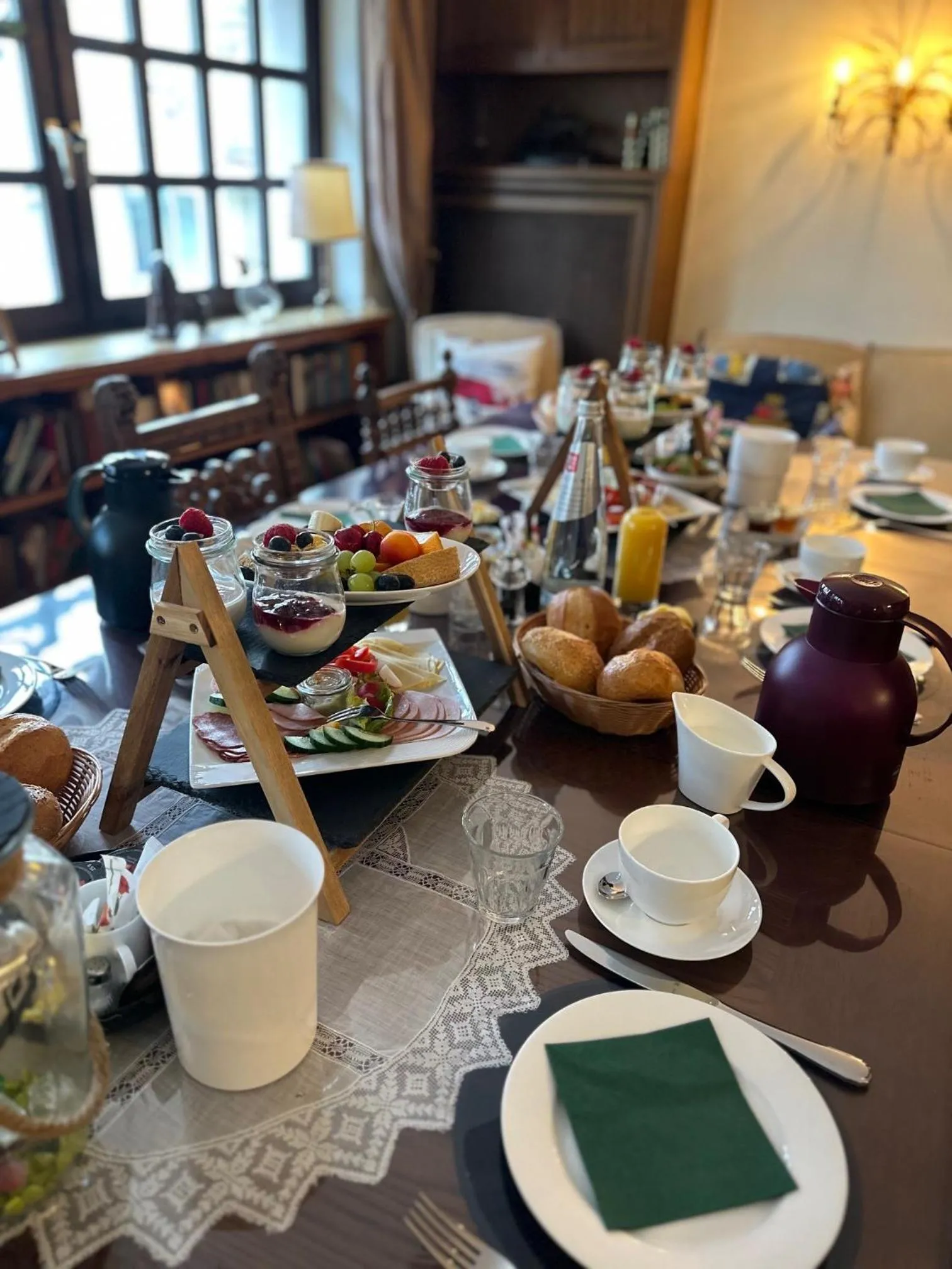 Food and drinks in HEINRICHs winery bed & breakfast