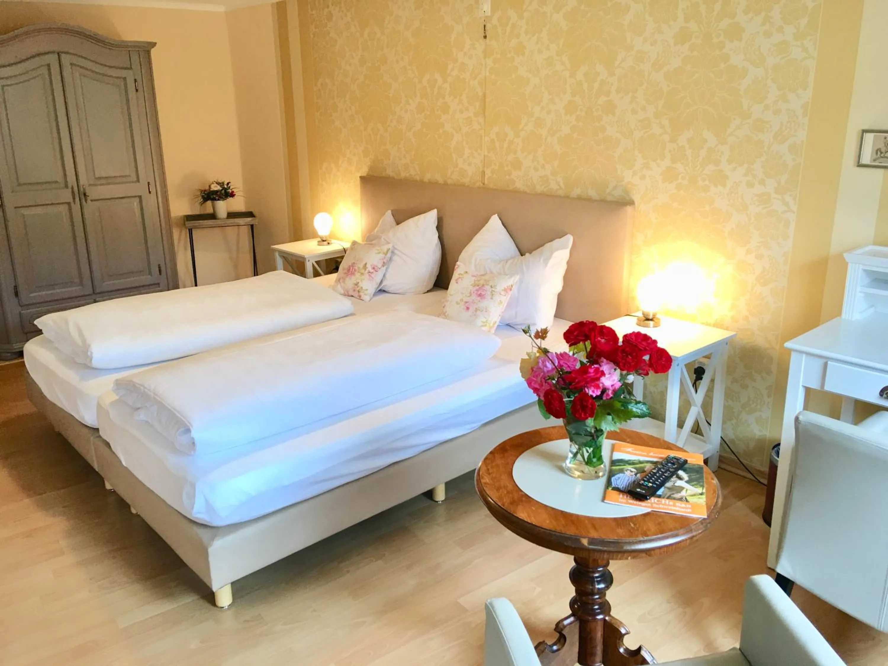 Bed in HEINRICHs winery bed & breakfast