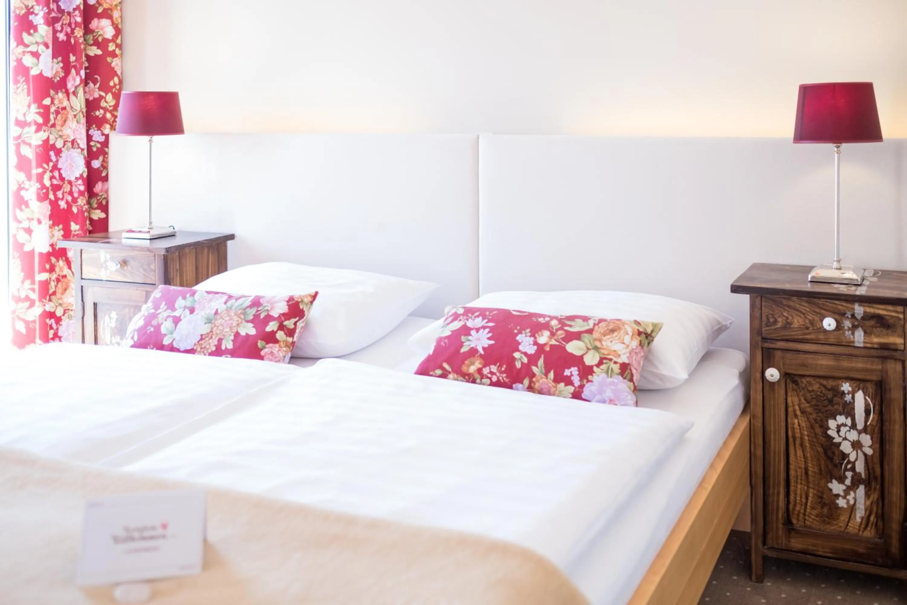 Photo of the whole room, Bed in Das Eisenberg