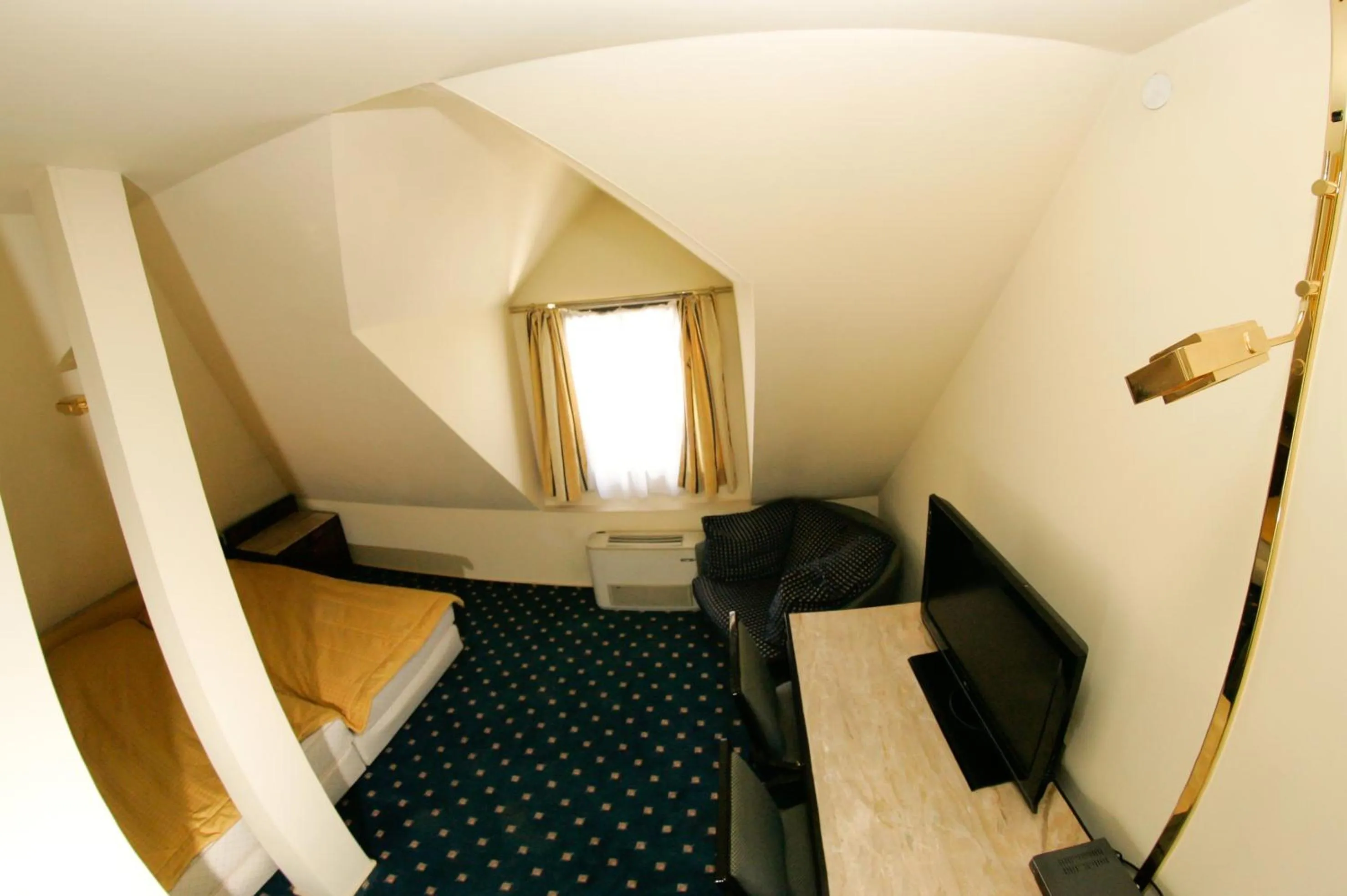 Bed in Hotel Podzamcze