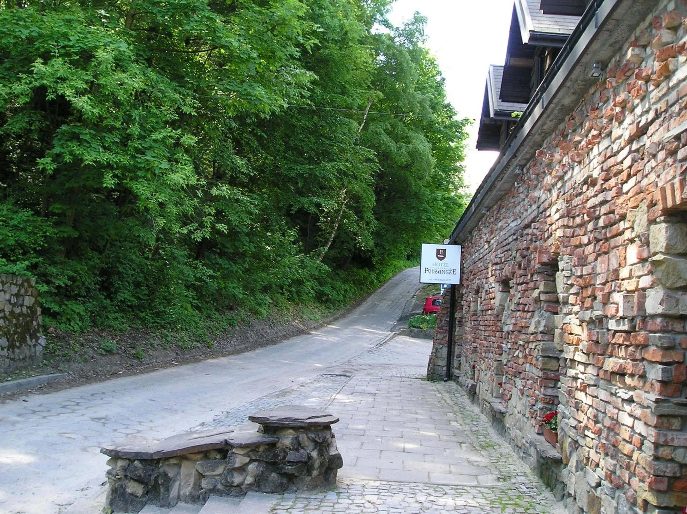 Facade/entrance in Hotel Podzamcze