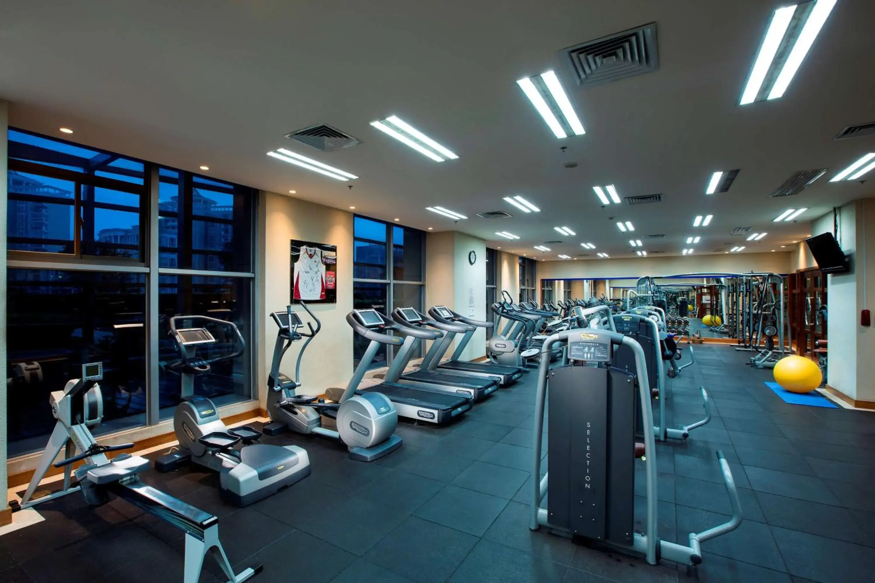 Fitness centre/facilities in Hilton Hefei Fitness centre/facilities in Hilton Hefei