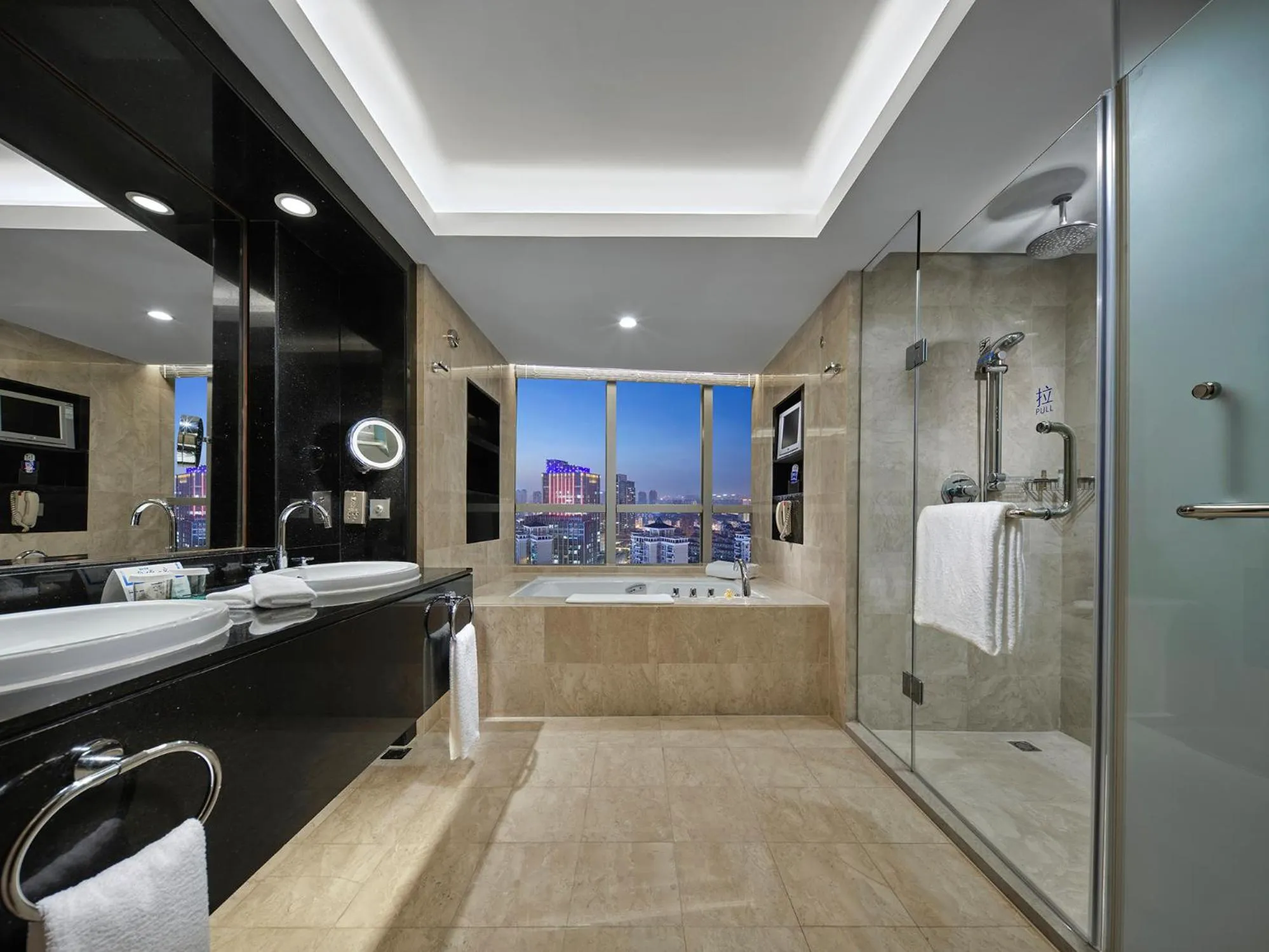 Bathroom in Hilton Hefei