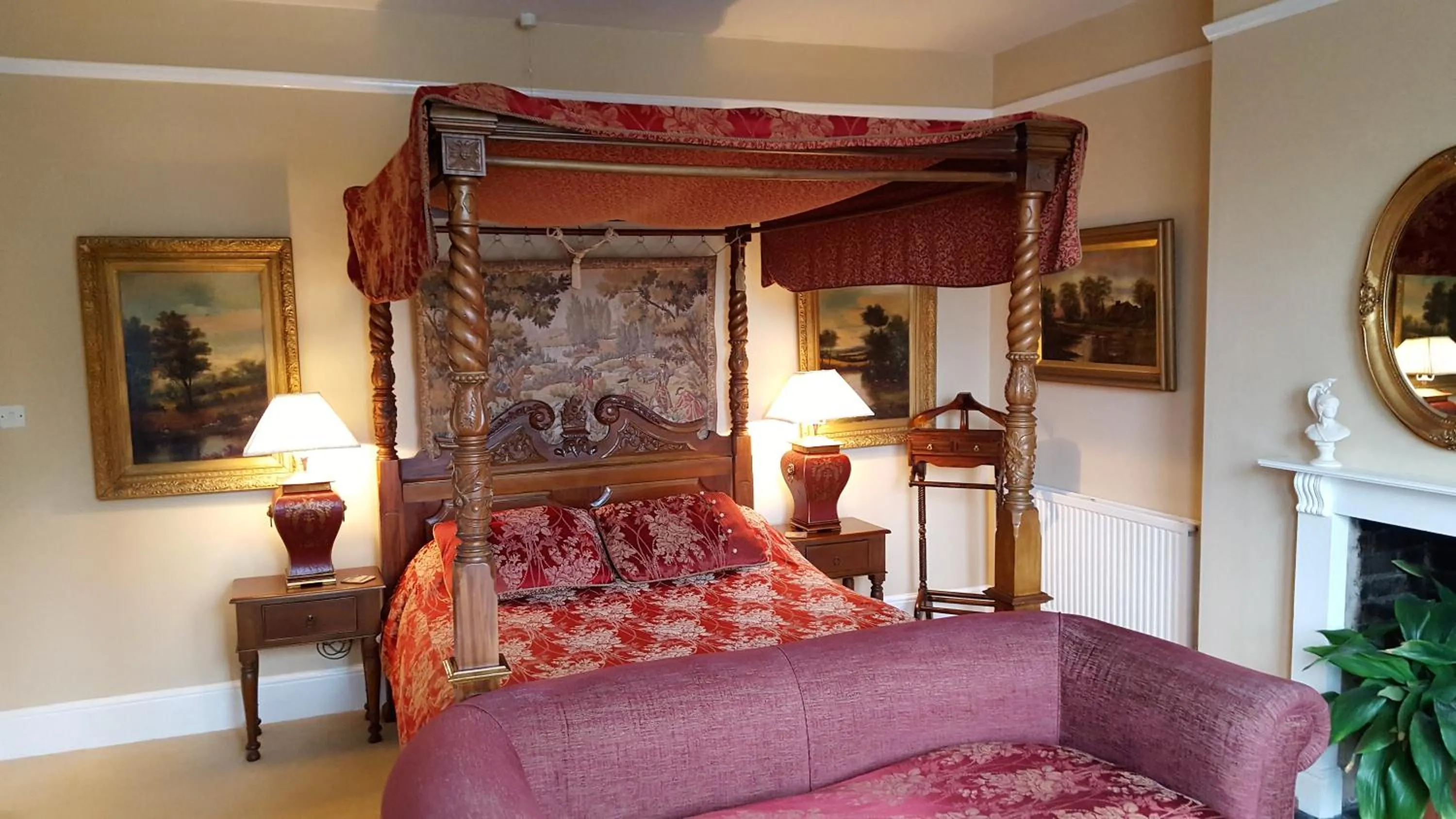 Bed in Beggar's Knap