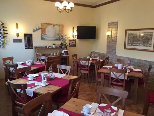 Buffet breakfast in Hotel Pension Alte Mühle