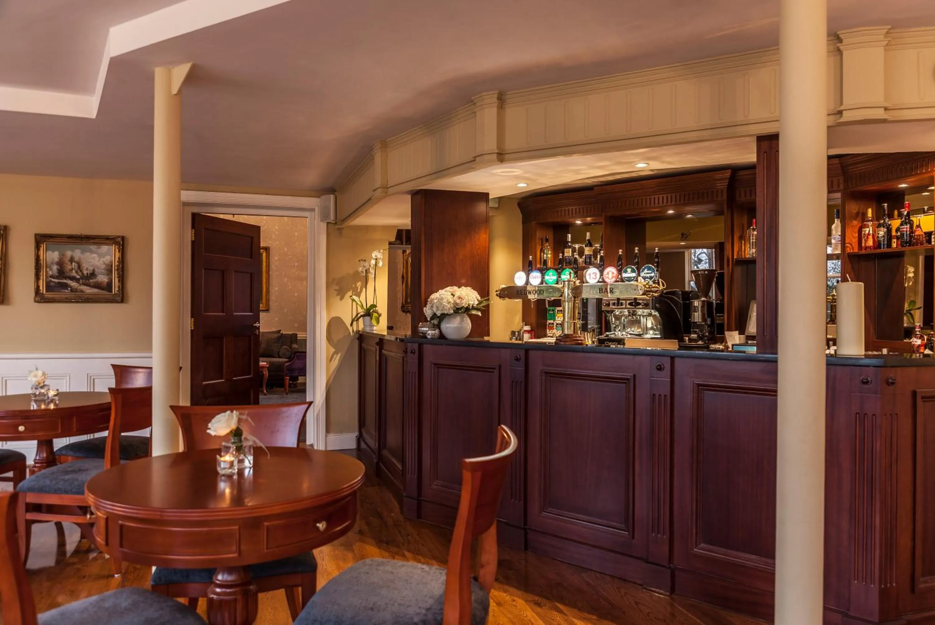 Lounge or bar in Leixlip Manor Hotel