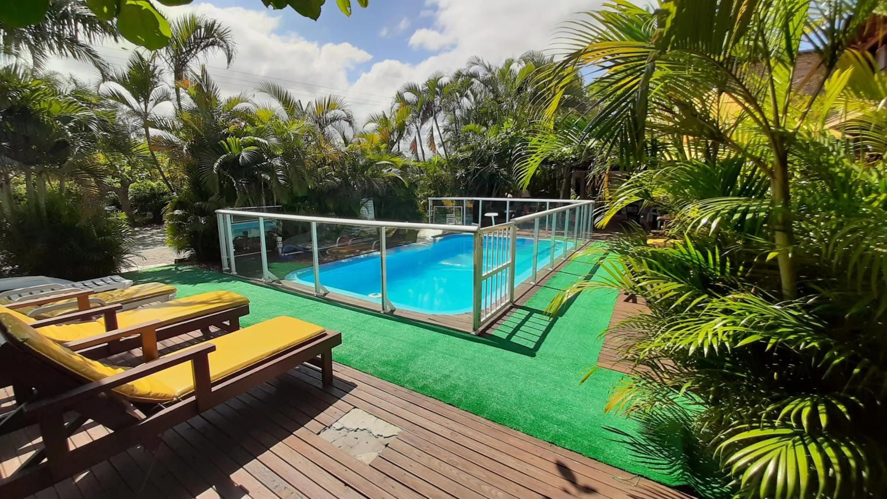 Swimming pool in Pousada Palhocinha Garopaba