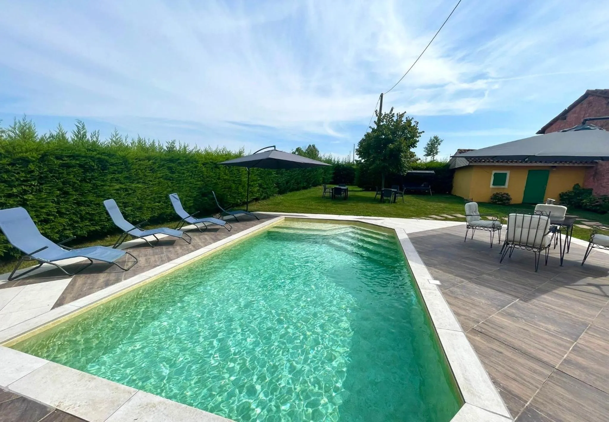 Swimming pool in La Valle dei Vigher