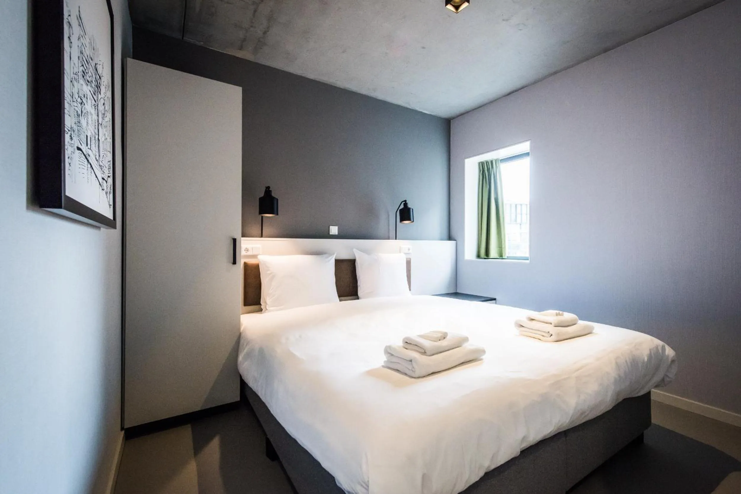 Bedroom, Bed in YAYS Amsterdam East by Numa