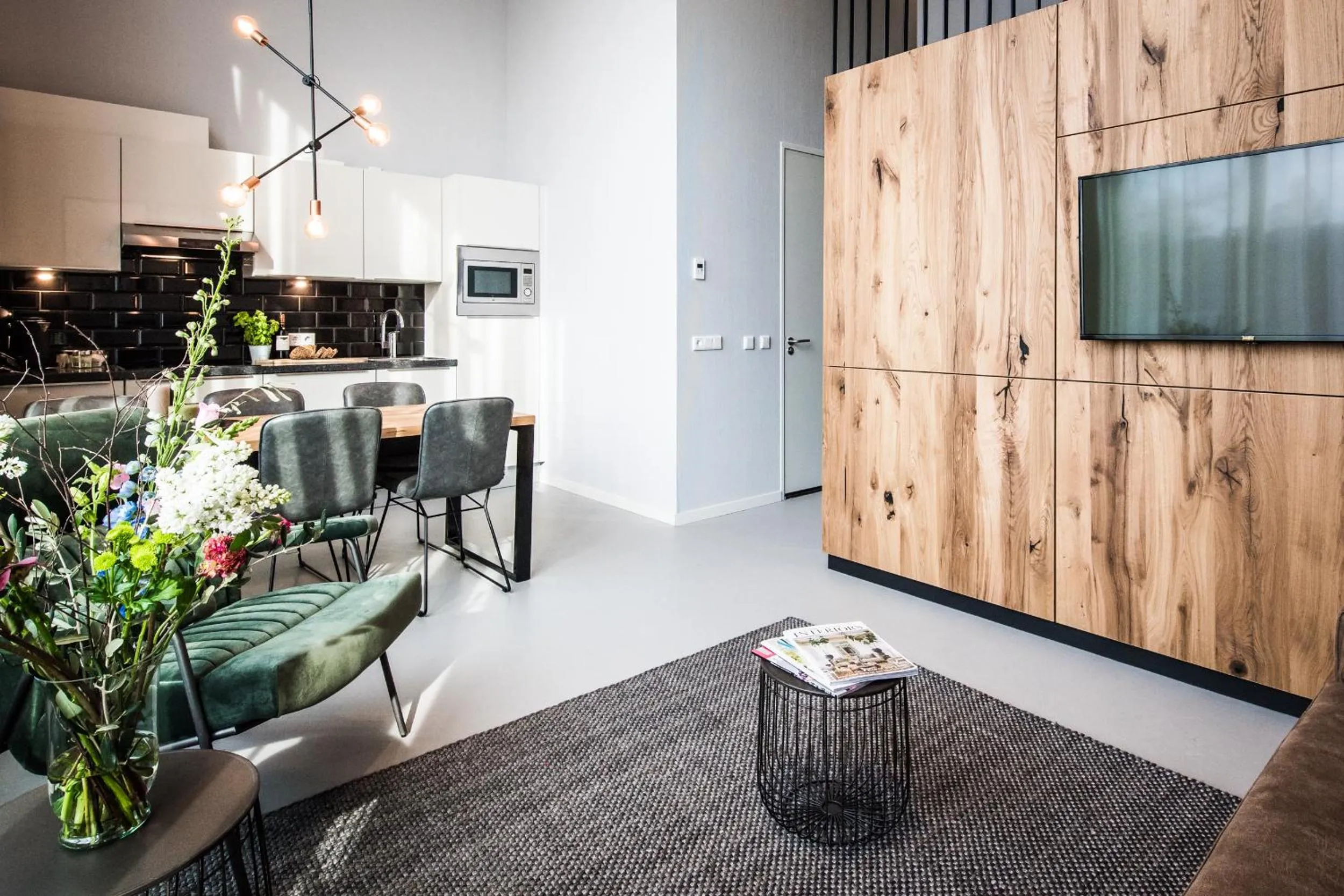 TV and multimedia in YAYS Amsterdam East by Numa