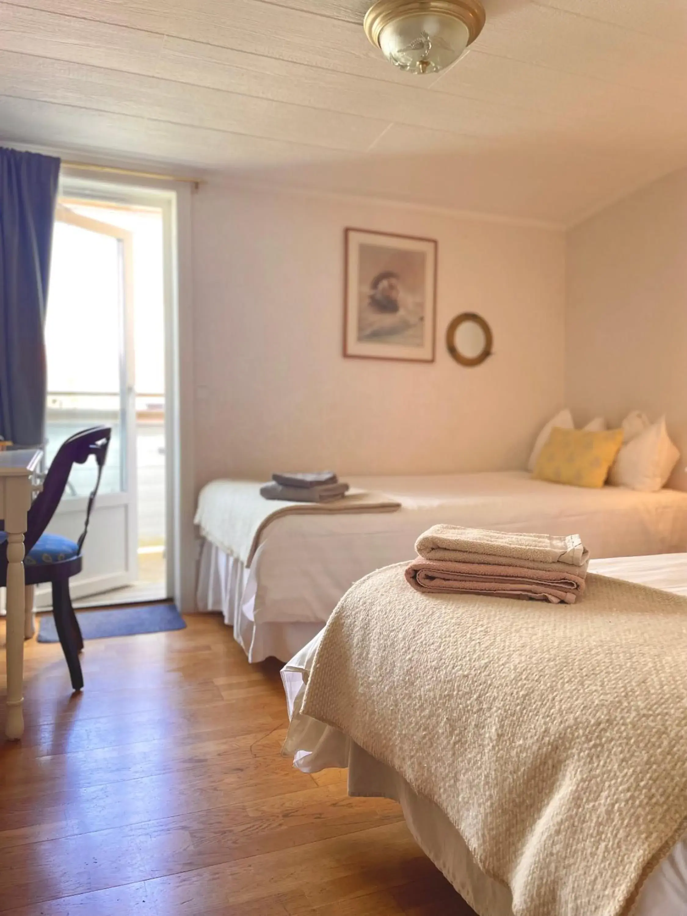 Small Twin Room in Hotell & Restaurant Solliden Small Twin Room in Hotell & Restaurant Solliden