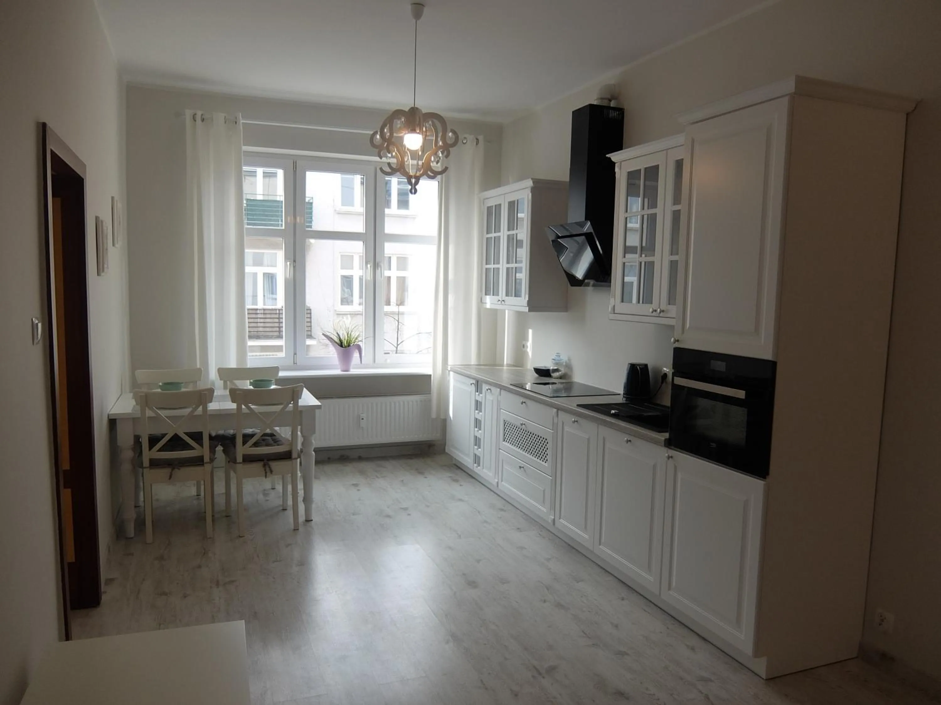 Kitchen or kitchenette in Baltic Rent - Skwer Kościuszki 12