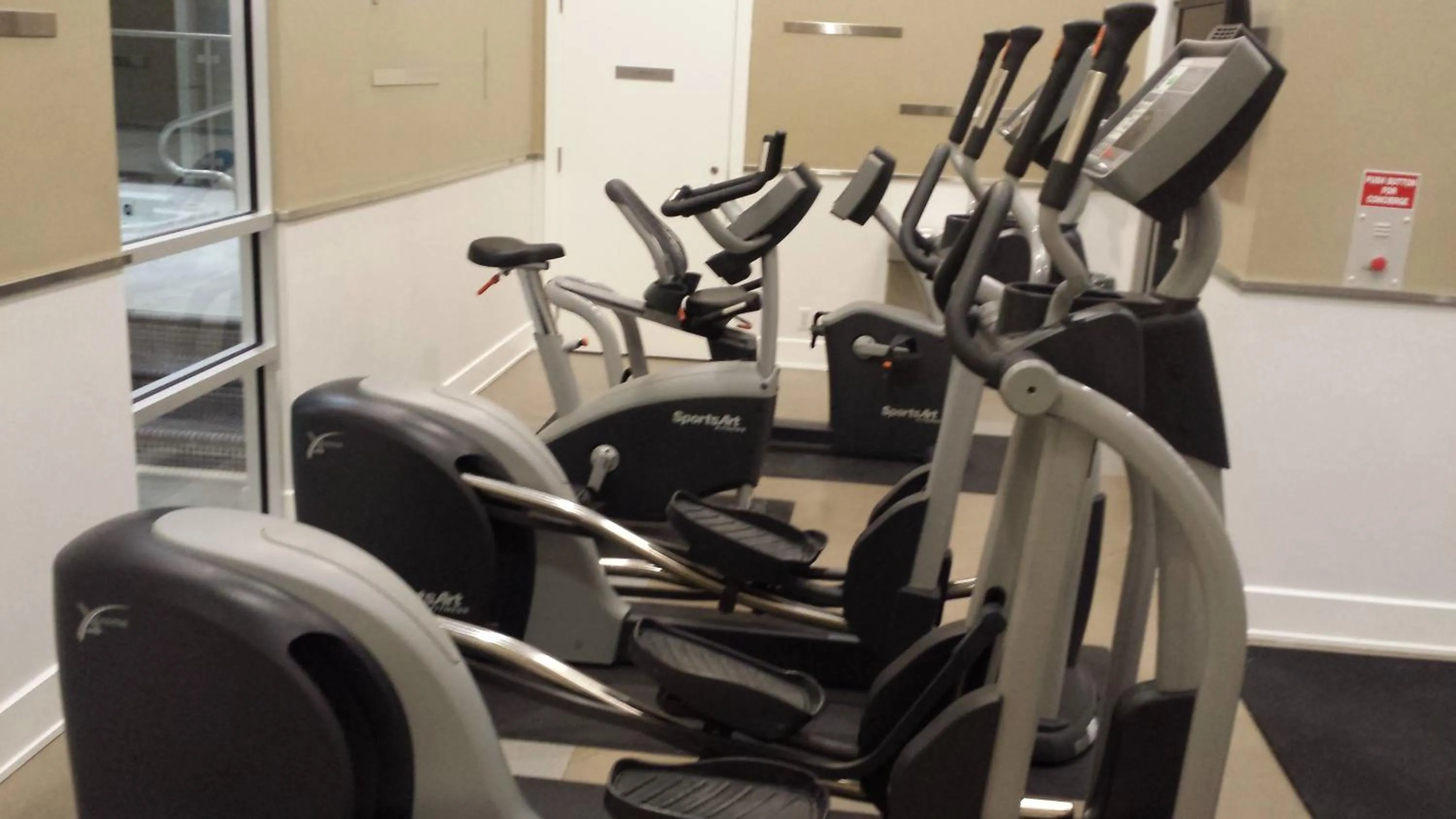 2 BEDROOM 2 Bathroom Best Value Prime Location in Missisauga
