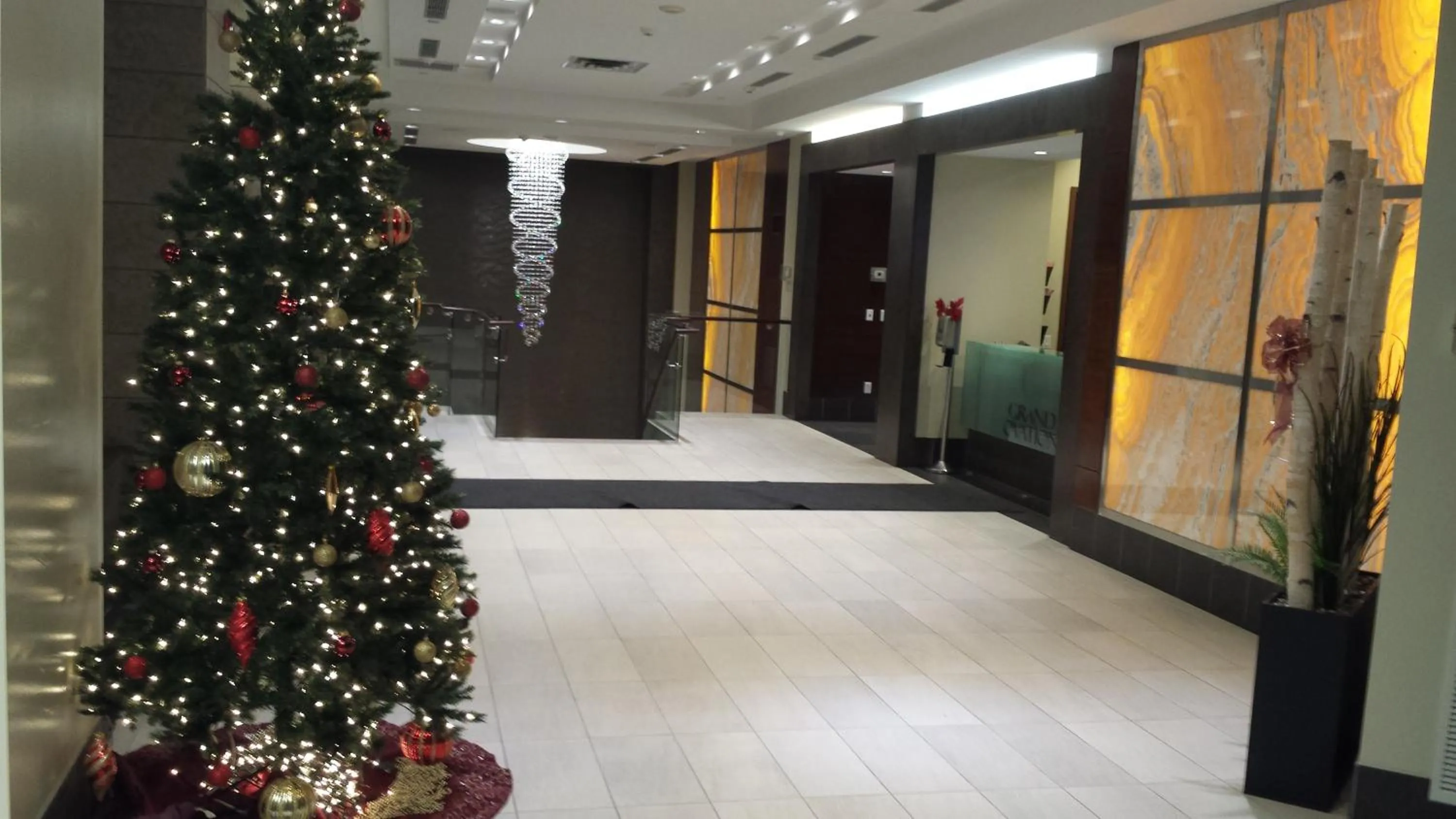 Facade/entrance in 2 BEDROOM 2 Bathroom Best Value Prime Location in Missisauga