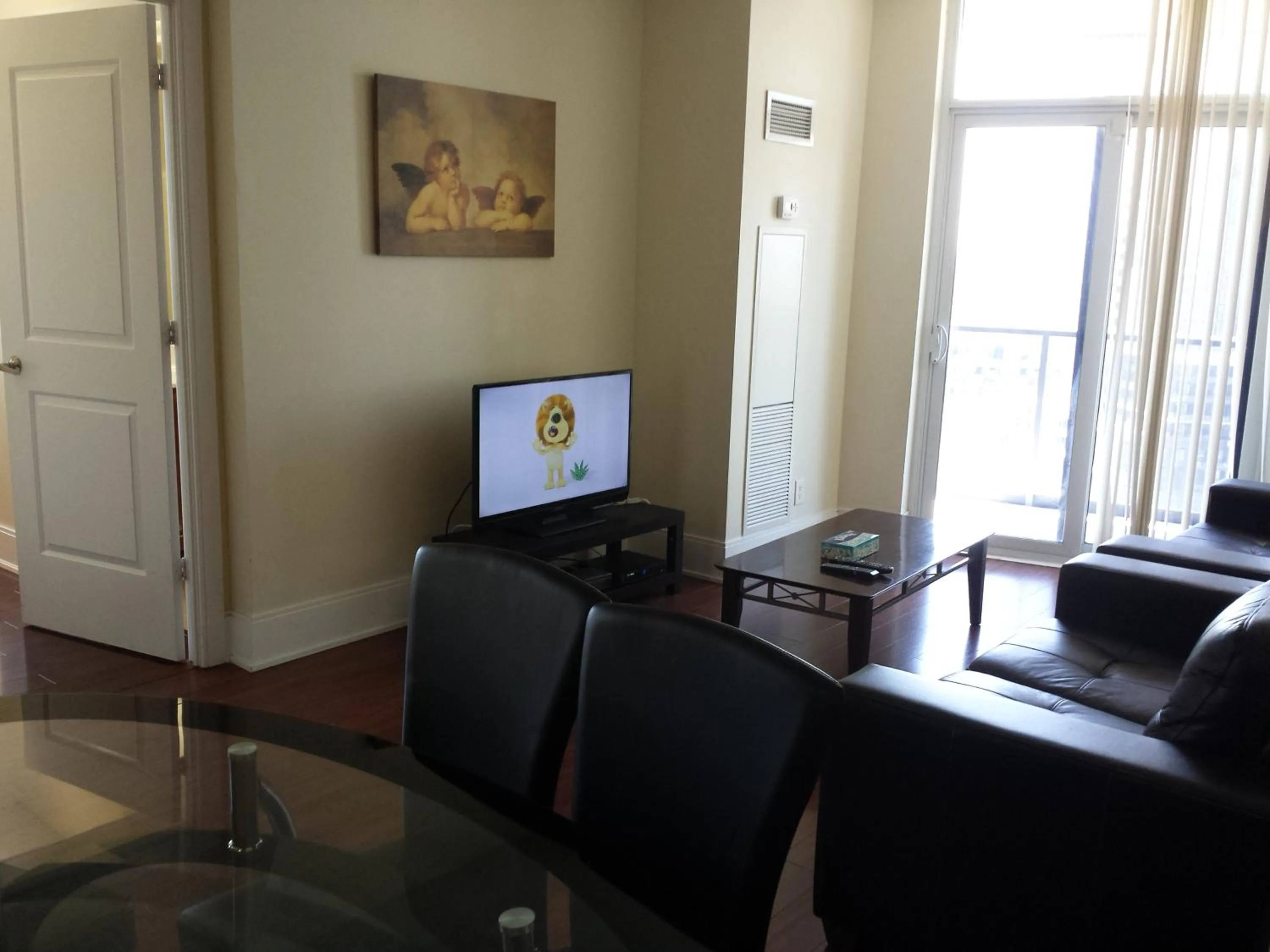 2 BEDROOM 2 Bathroom Best Value Prime Location in Missisauga