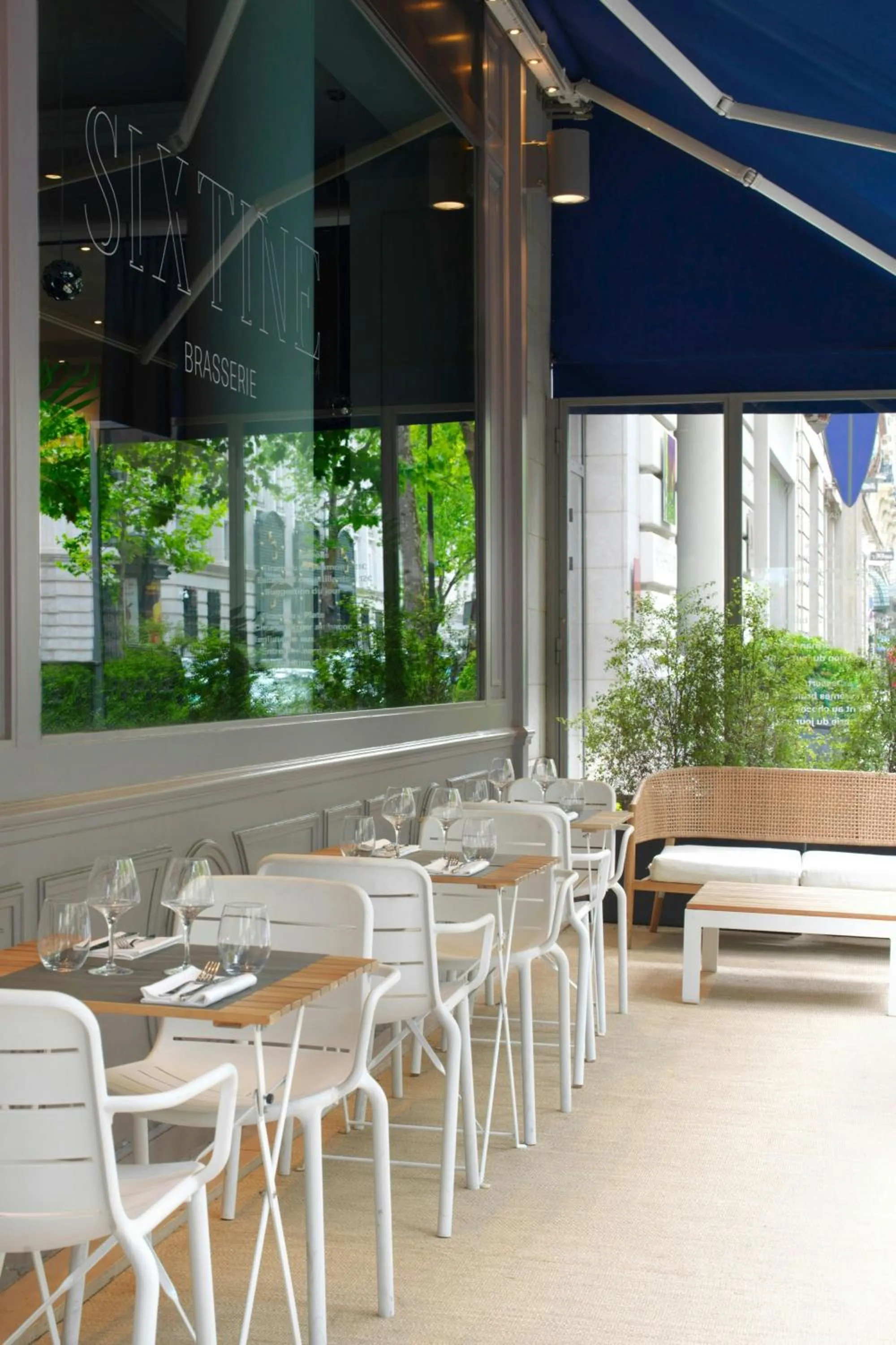 Restaurant/places to eat in Paris Marriott Opera Ambassador Hotel