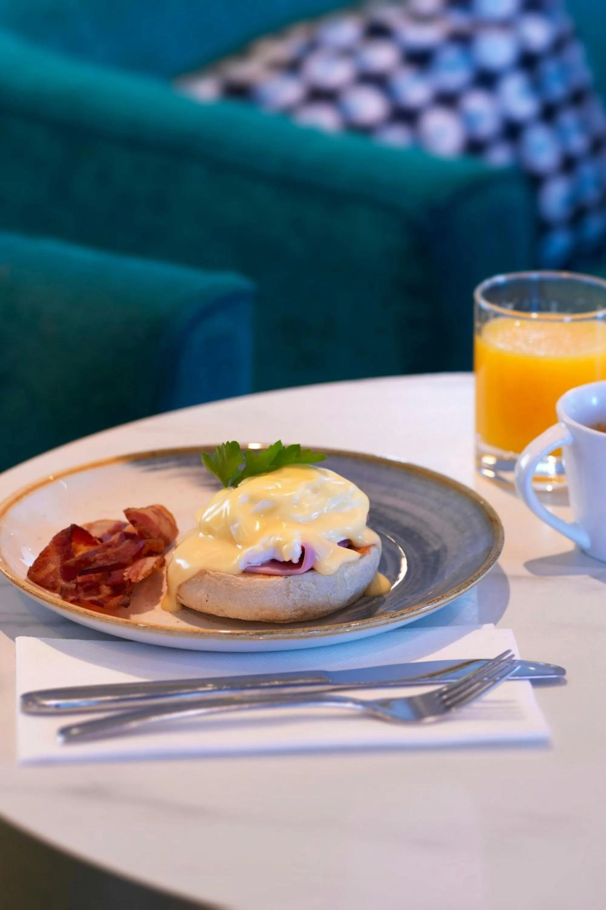 Restaurant/places to eat in Paris Marriott Opera Ambassador Hotel