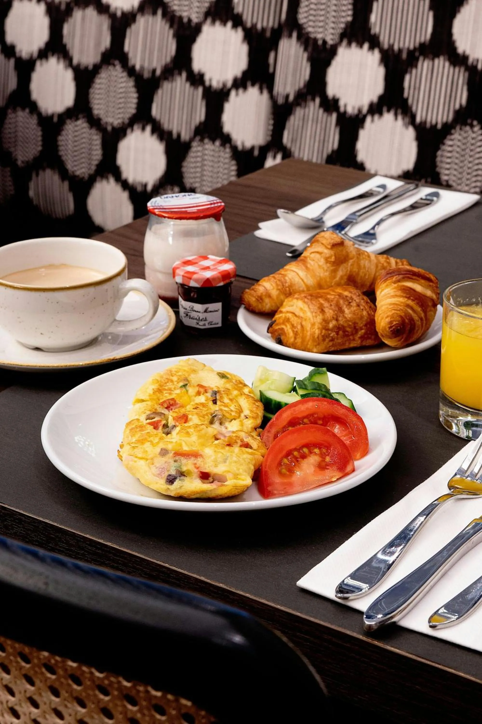 Breakfast in Paris Marriott Opera Ambassador Hotel