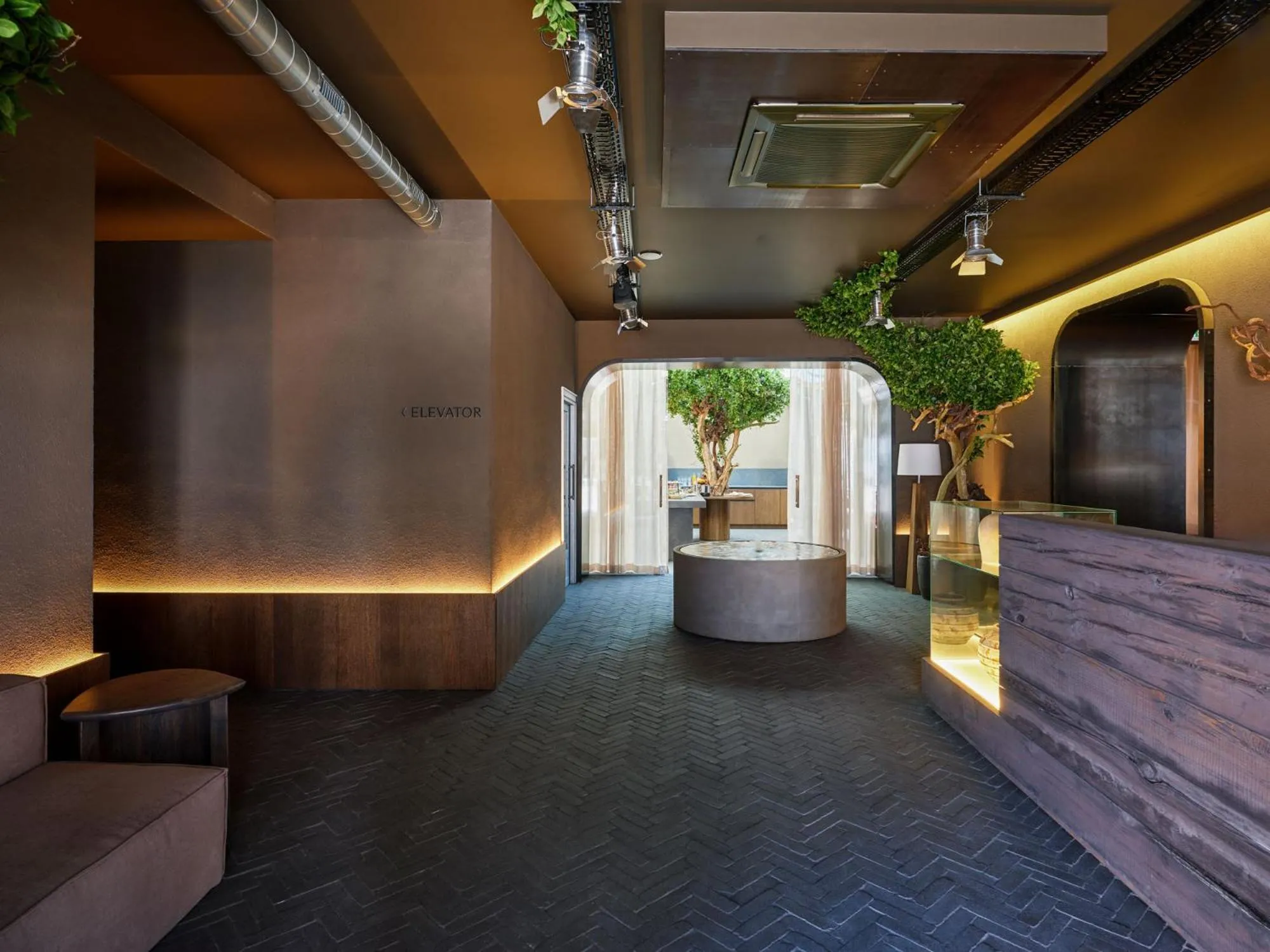 Lobby or reception in Hotel Reja, a Member of Design Hotels