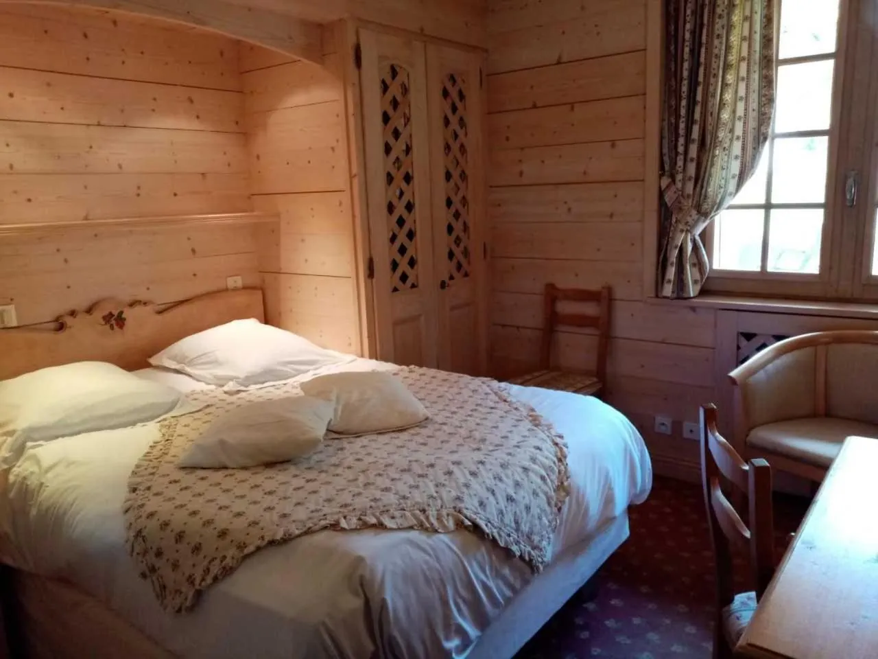 Bedroom, Bed in Hotel les Sapins