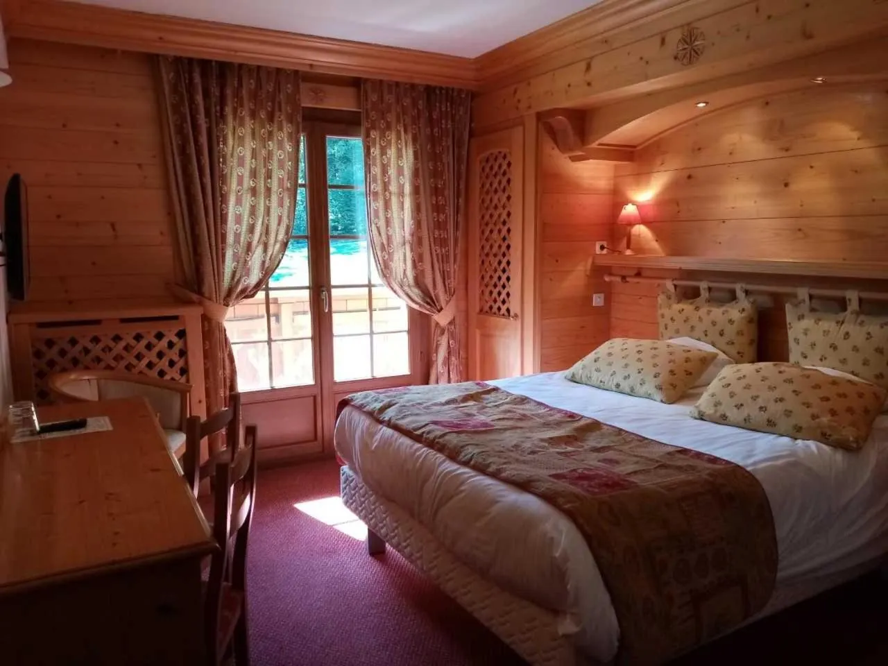 Bedroom, Bed in Hotel les Sapins