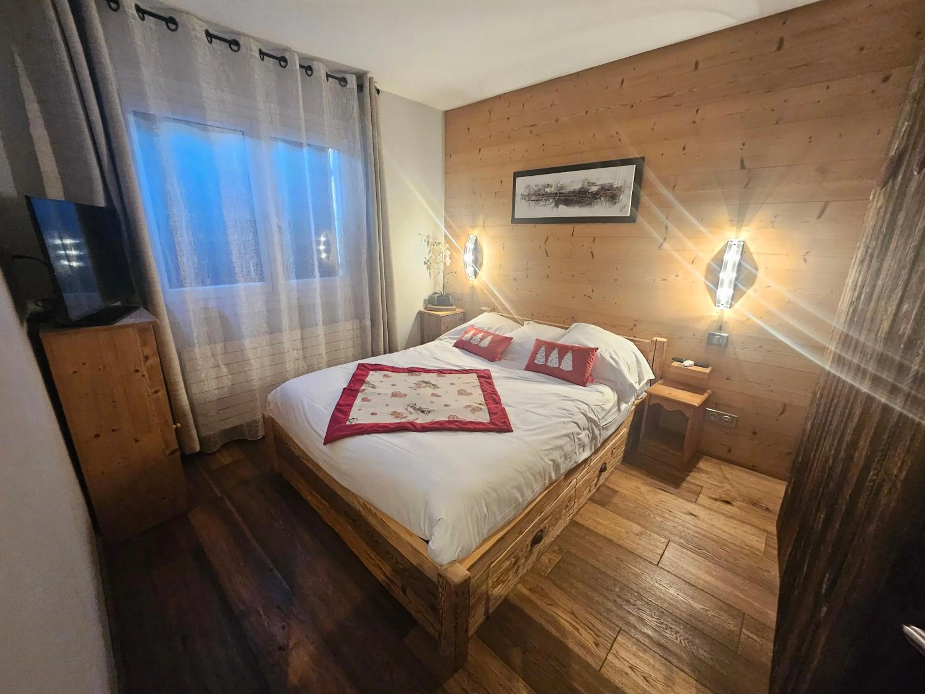 Bed in Hotel les Sapins