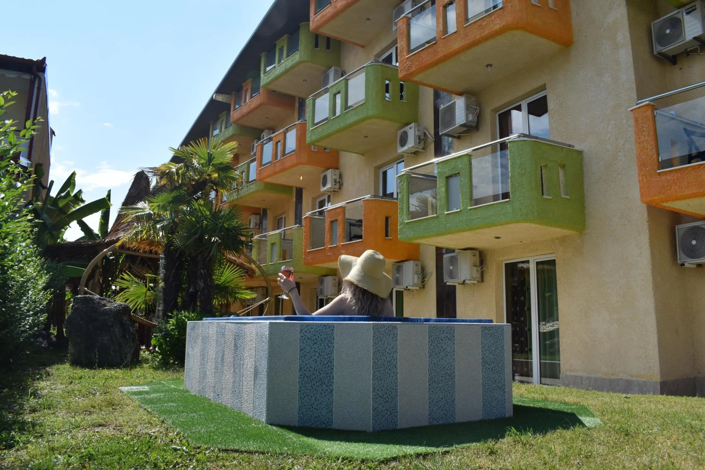Garden in Lilalo Ηotel