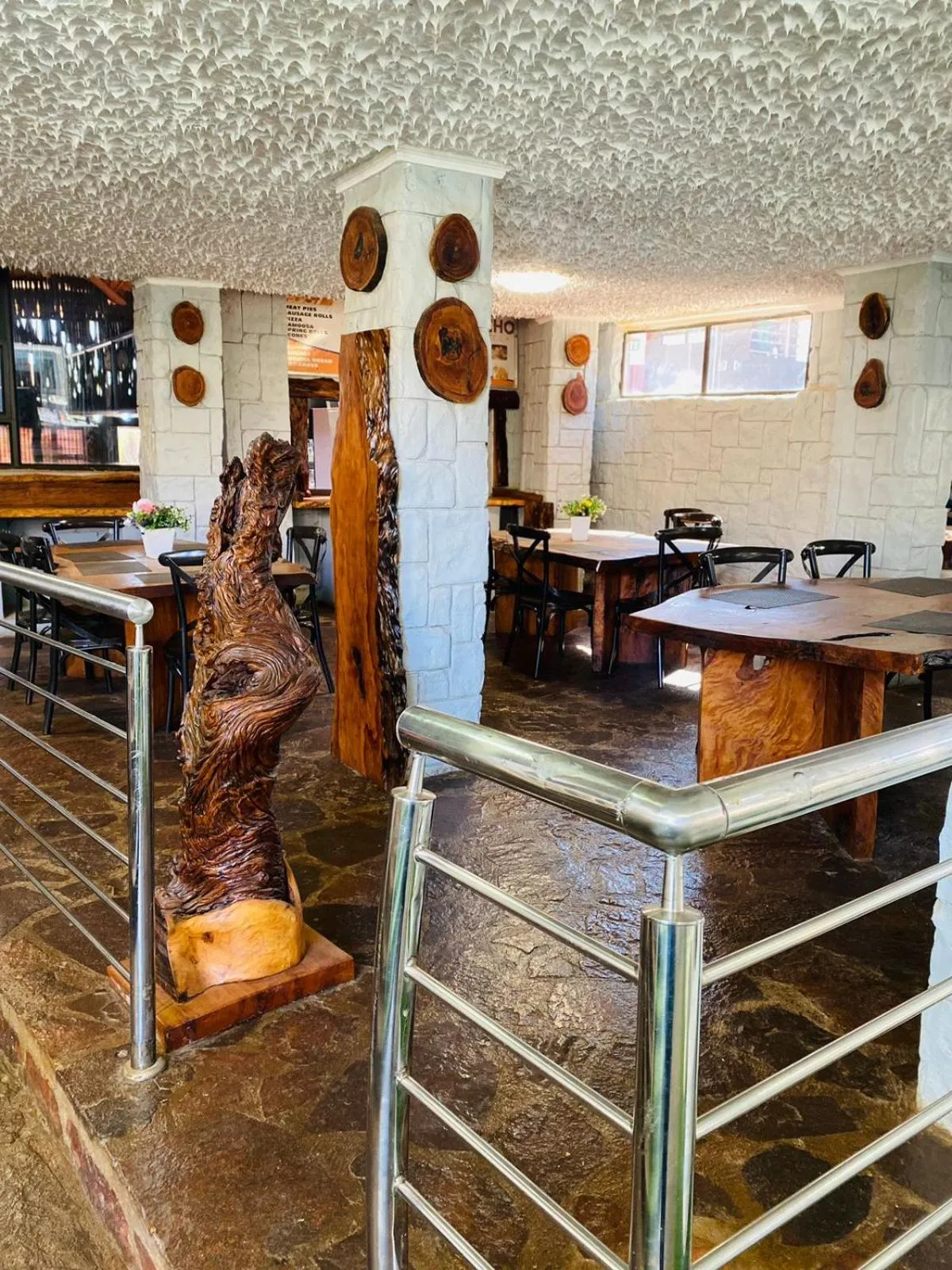 Restaurant/places to eat in Jericho Hotel and Conferences