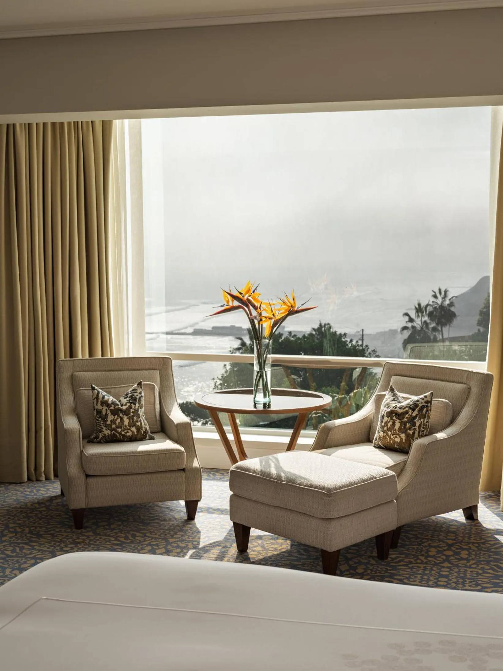 Sea view, Bed in Miraflores Park, A Belmond Hotel, Lima