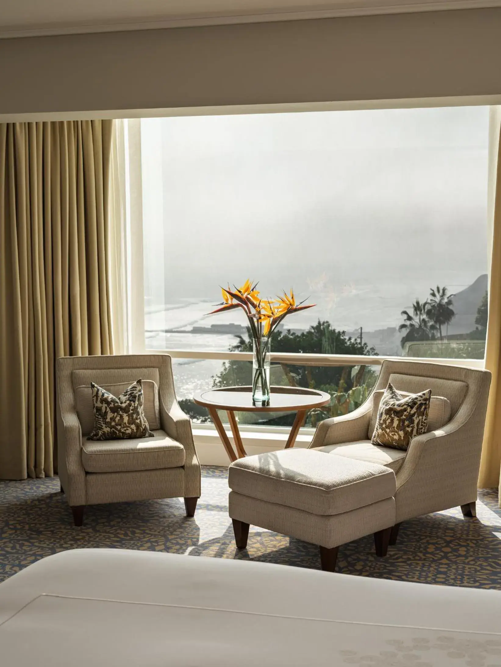 Sea view, Bed in Miraflores Park, A Belmond Hotel, Lima Sea view, Bed in Miraflores Park, A Belmond Hotel, Lima