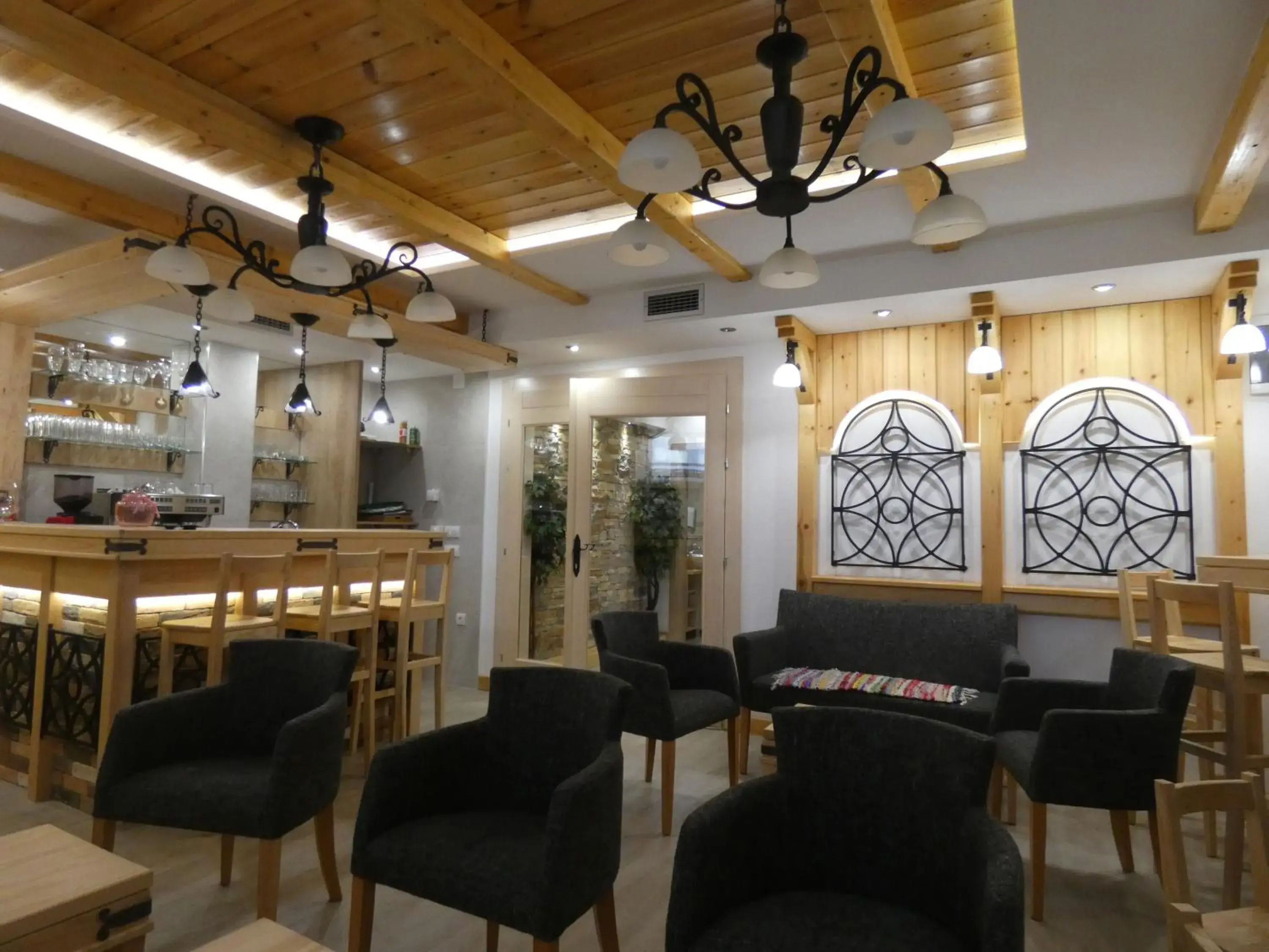 Lounge or bar in Villa Natural Wood Lounge or bar in Villa Natural Wood