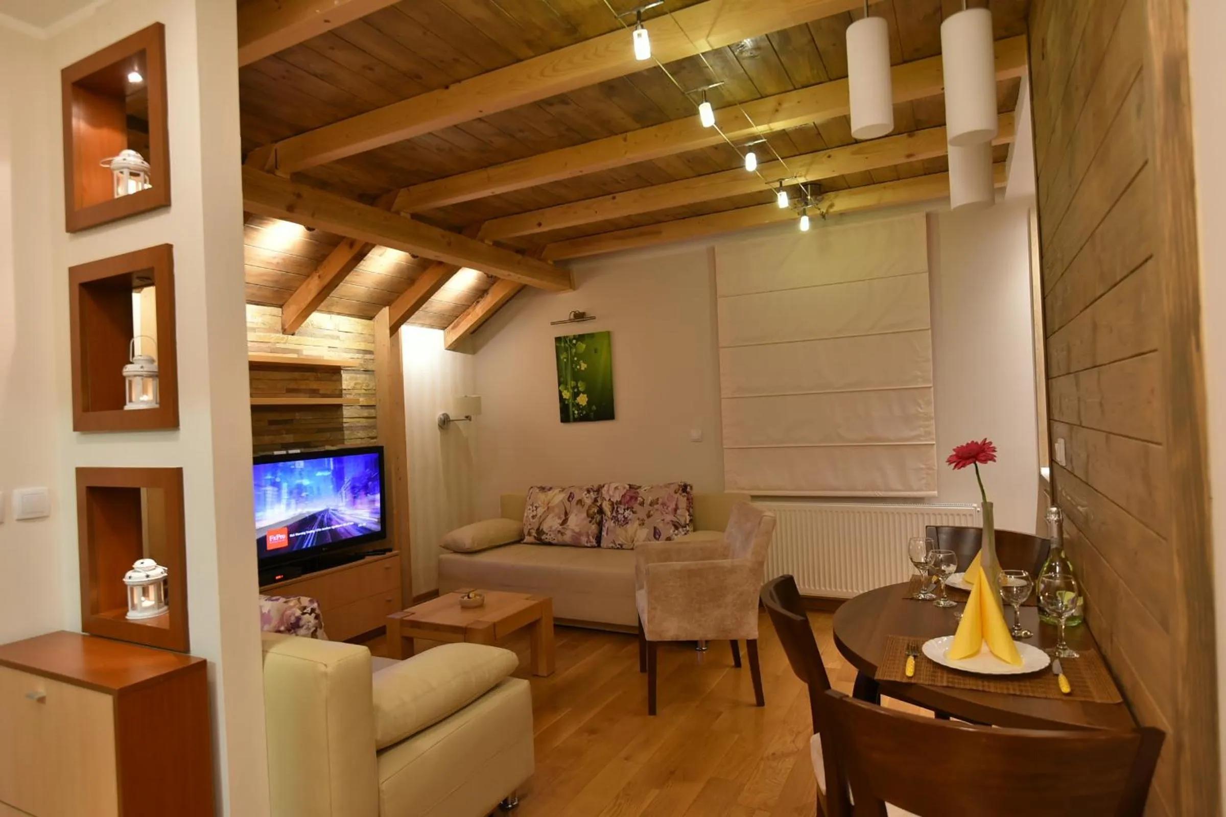 Coffee/tea facilities in Villa Natural Wood