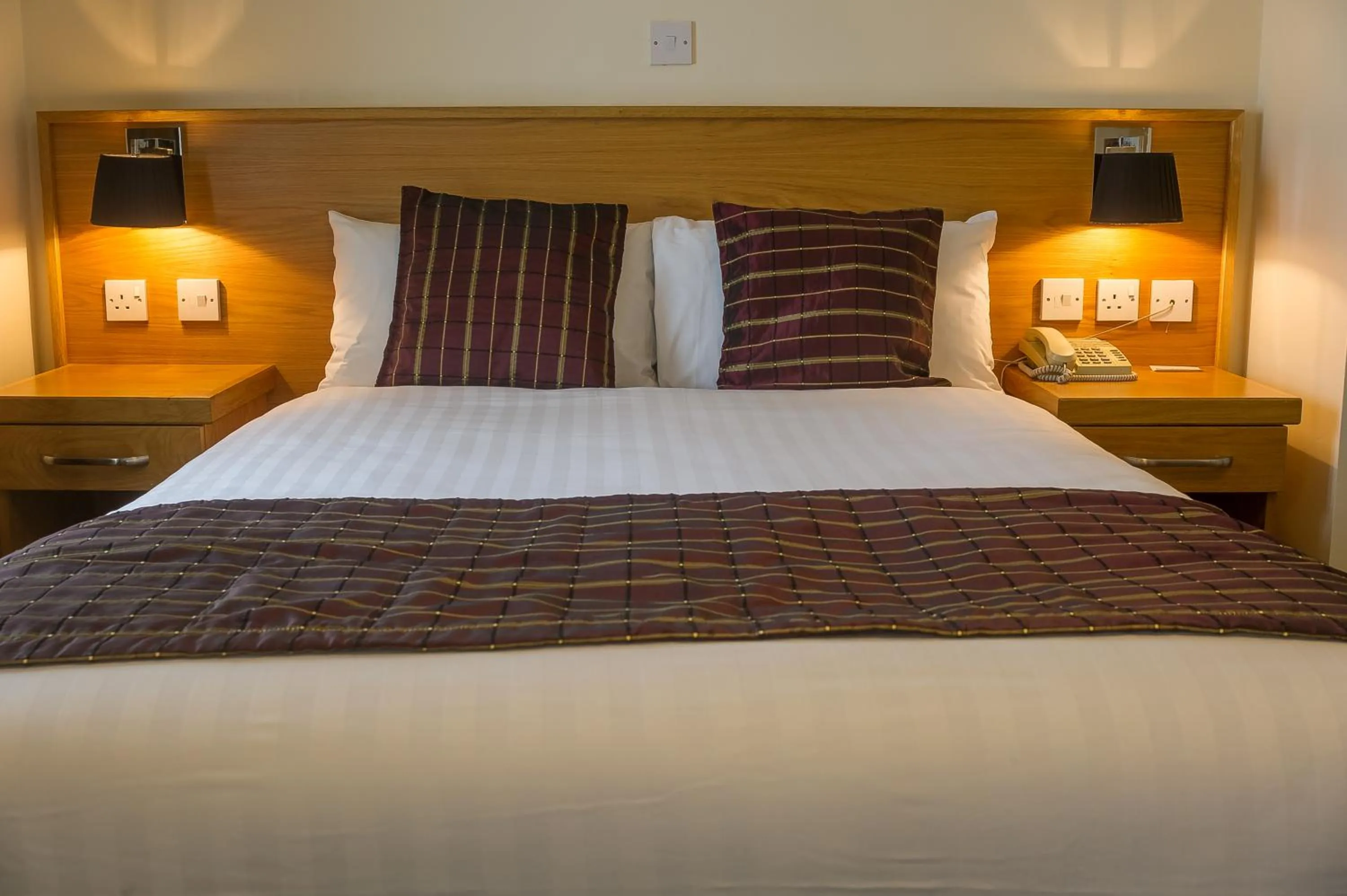 Bed in The Carraig Hotel