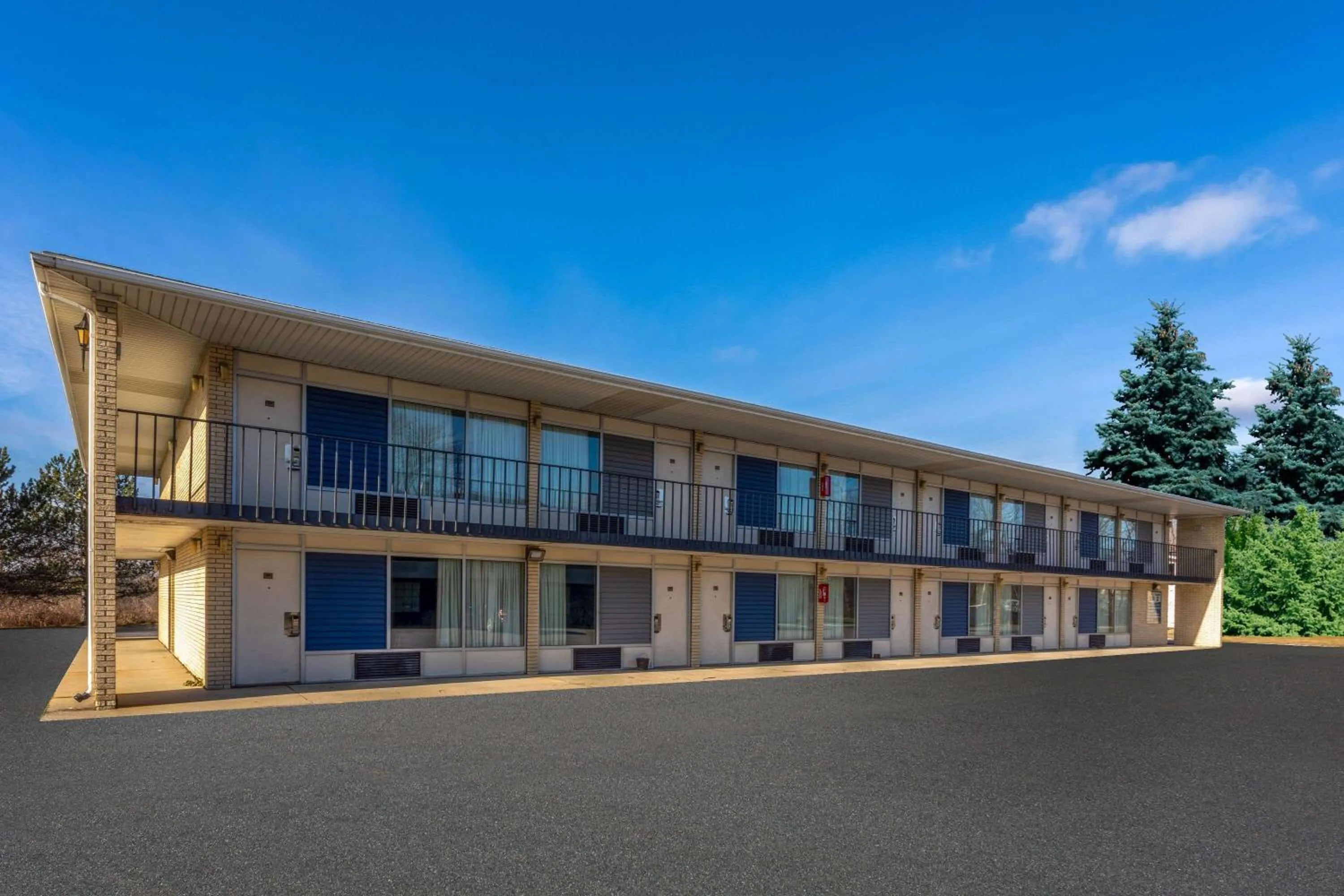 Property building in Days Inn by Wyndham Birch Run