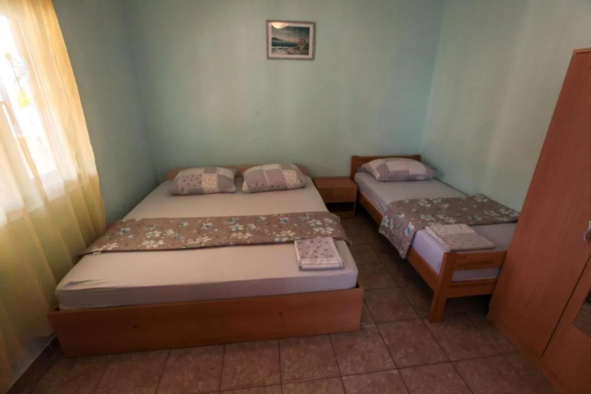 Bed in Robinson Anastazia