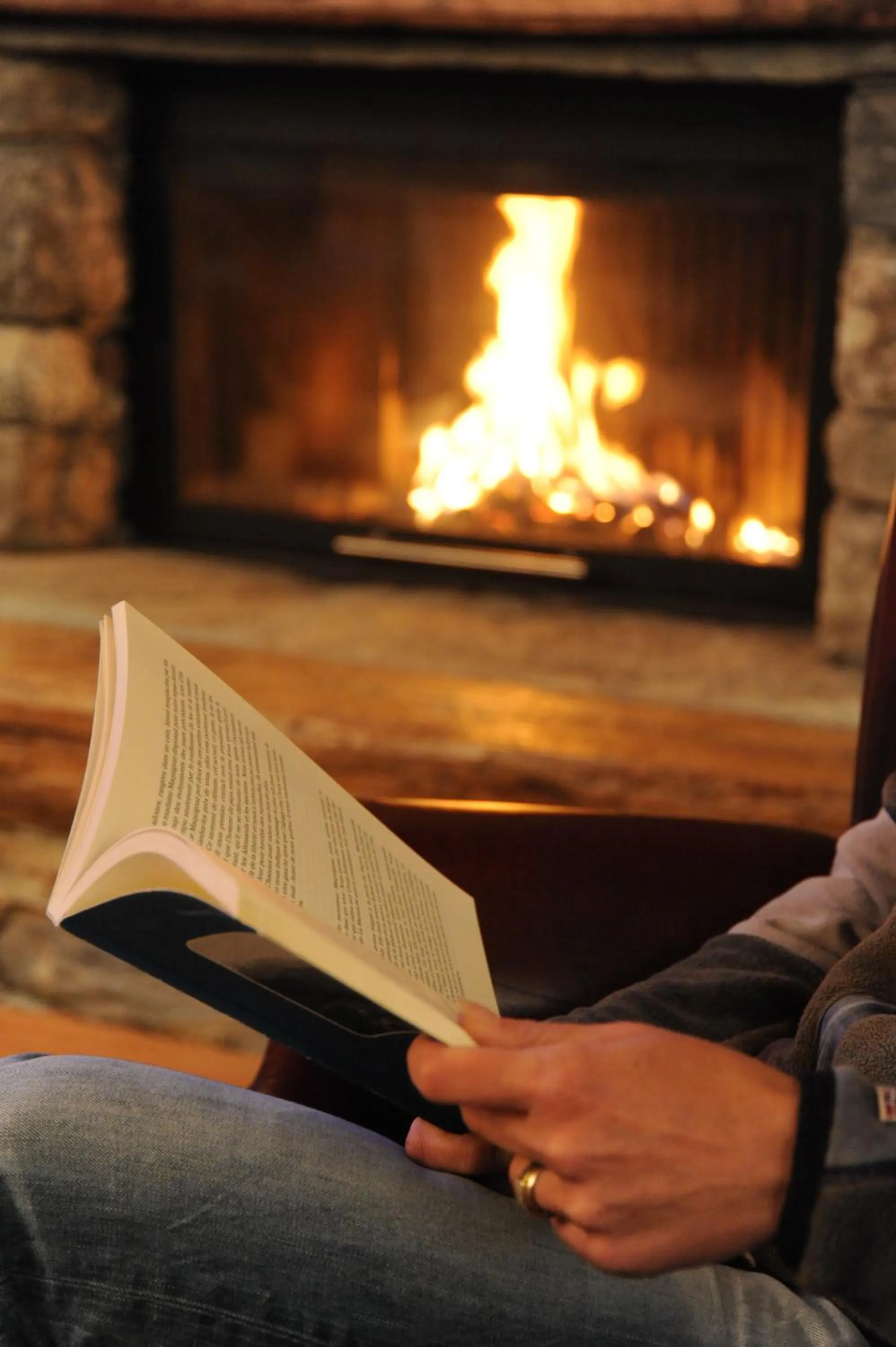 Communal lounge/ TV room in Laghetto Alpine Hotel & Restaurant