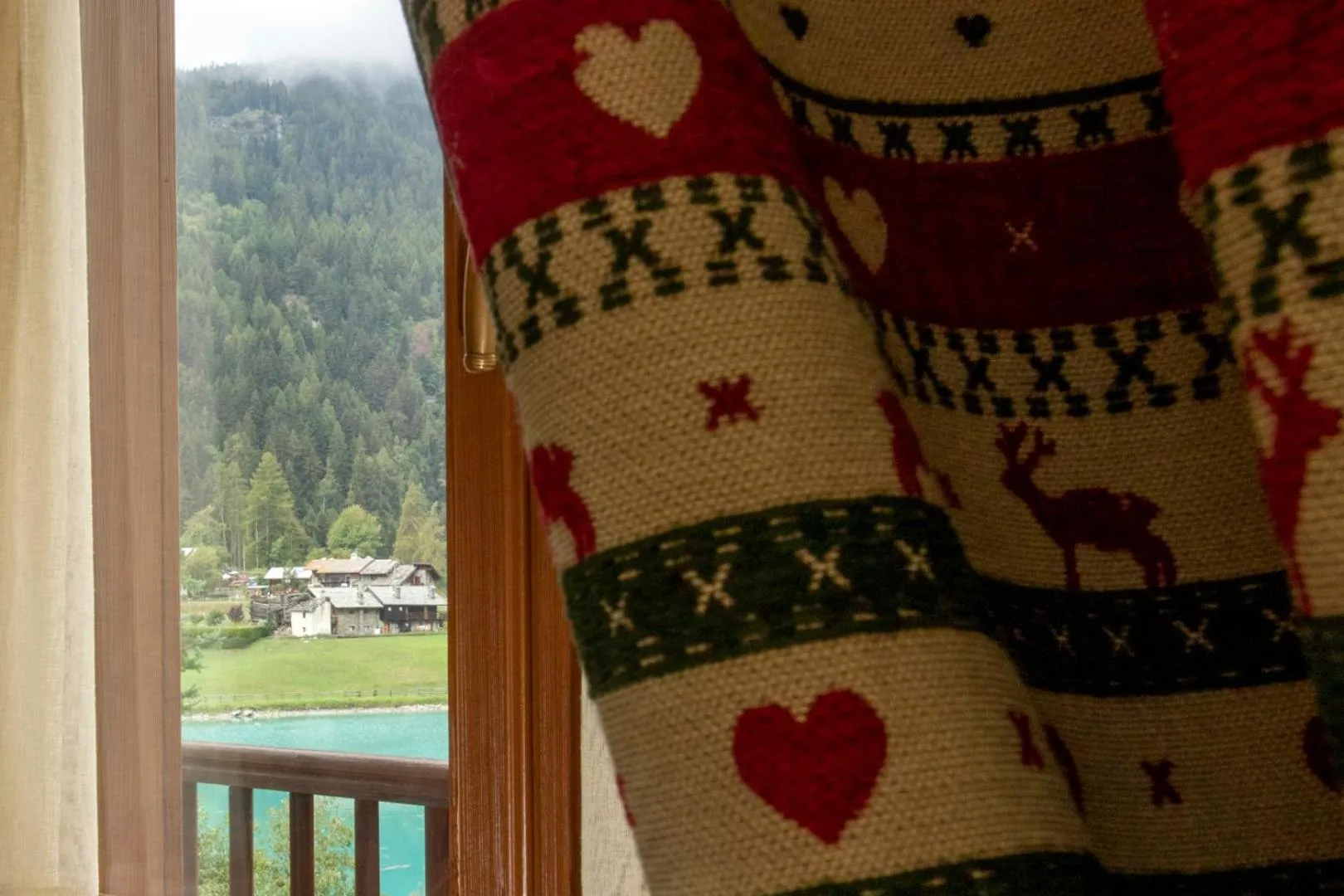 Laghetto Alpine Hotel & Restaurant