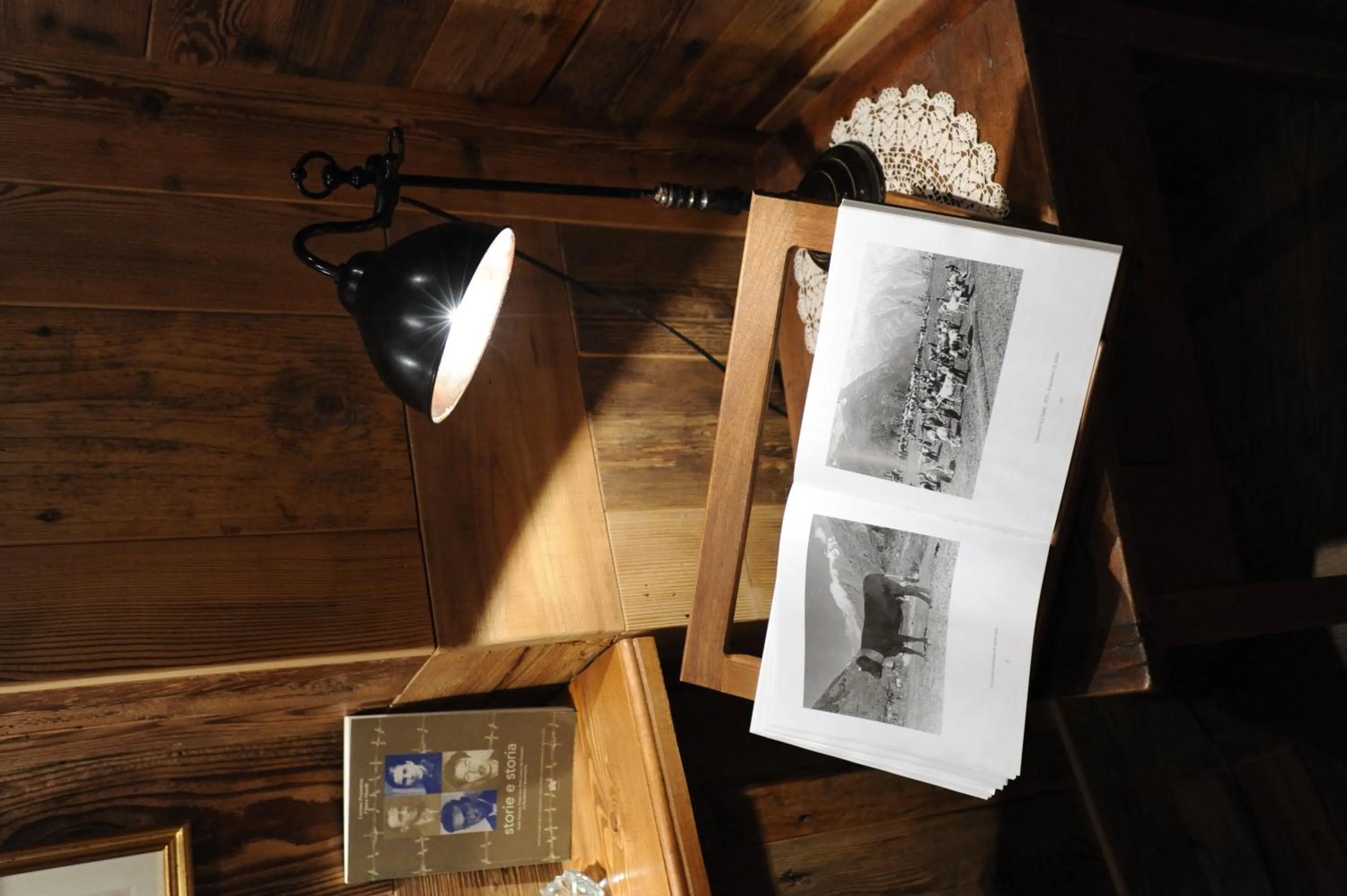 Decorative detail in Laghetto Alpine Hotel & Restaurant