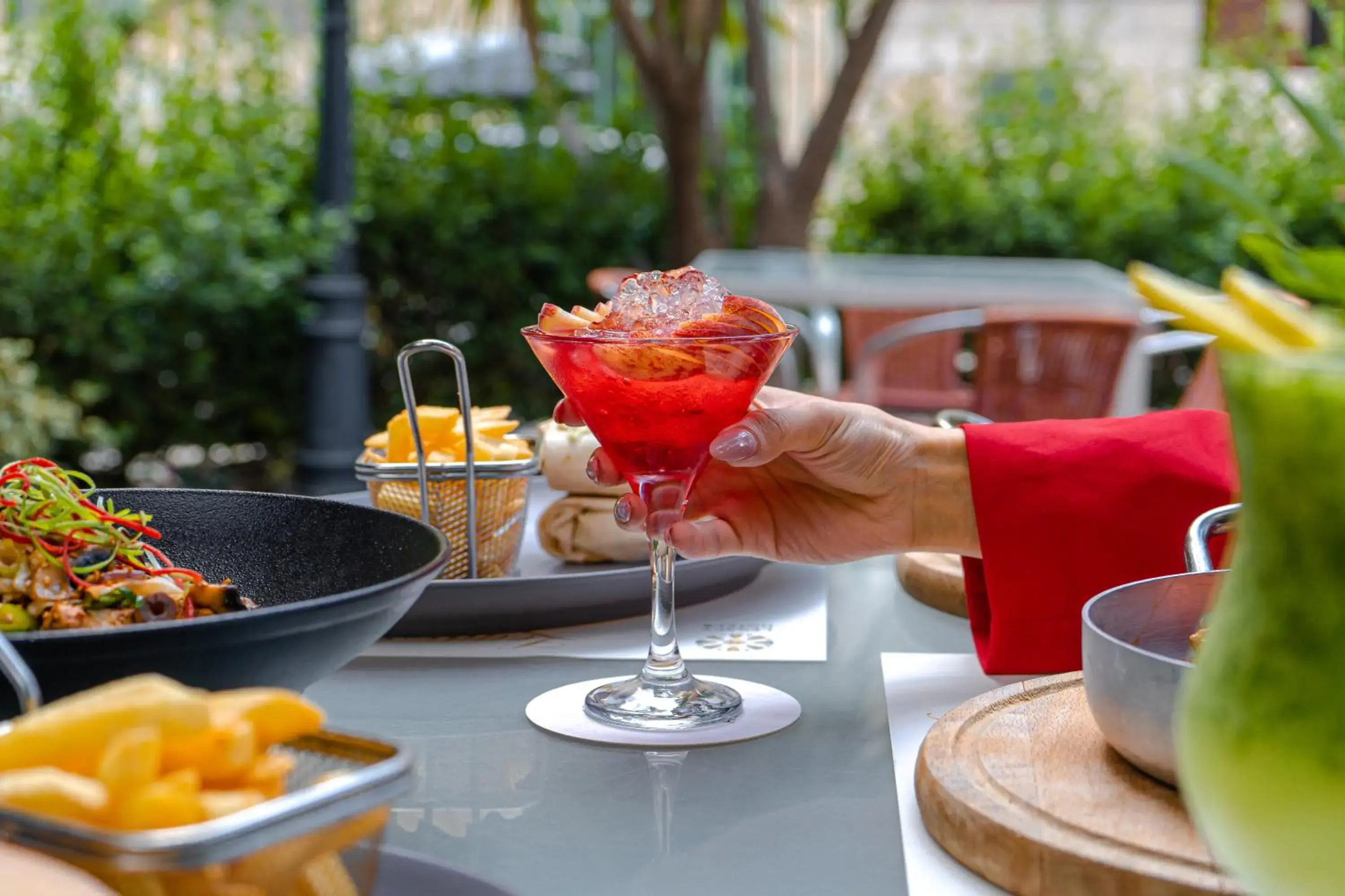 Food and drinks in Legacy Hotel Food and drinks in Legacy Hotel