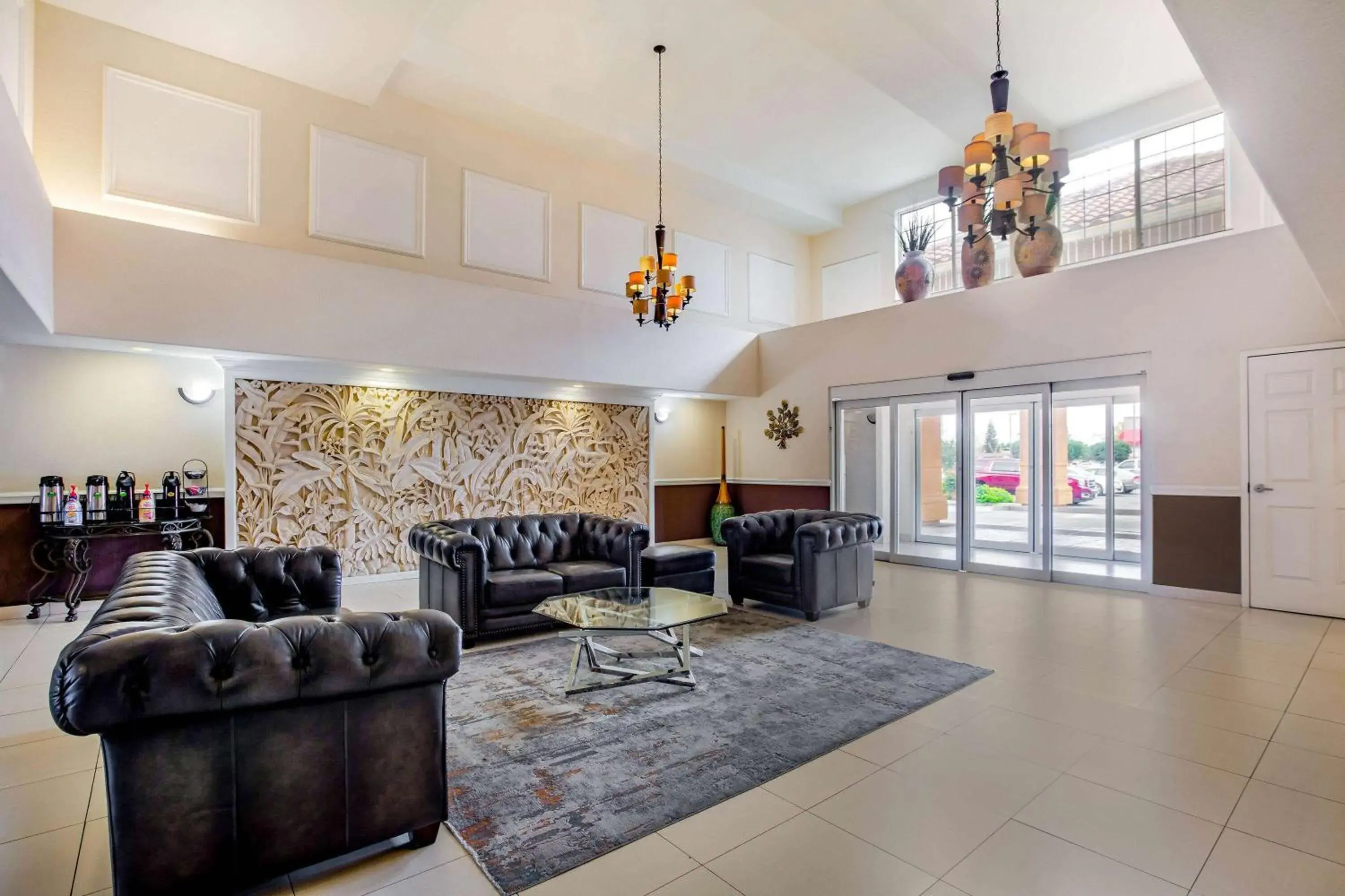 Lobby or reception in La Quinta by Wyndham Fowler Lobby or reception in La Quinta by Wyndham Fowler