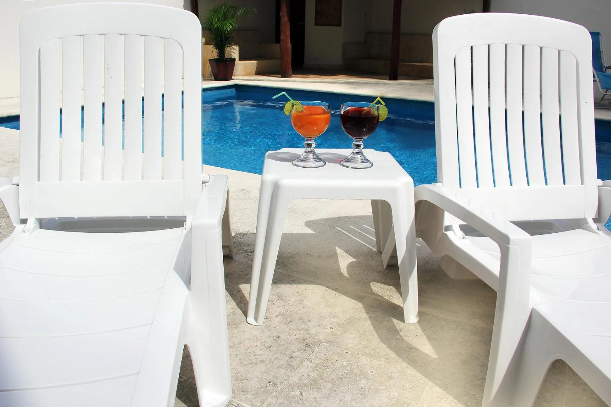 Swimming pool in AMAXING Cancun Airport