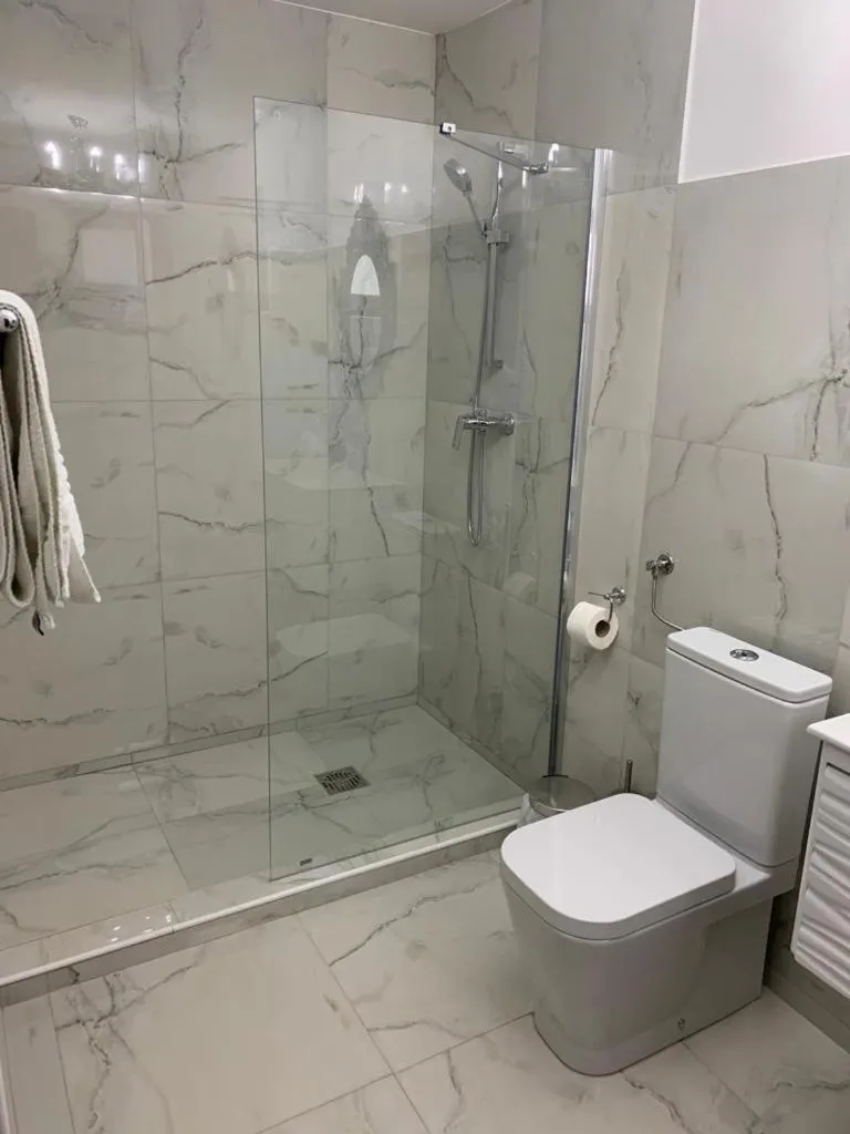 Bathroom in Motel Cincis